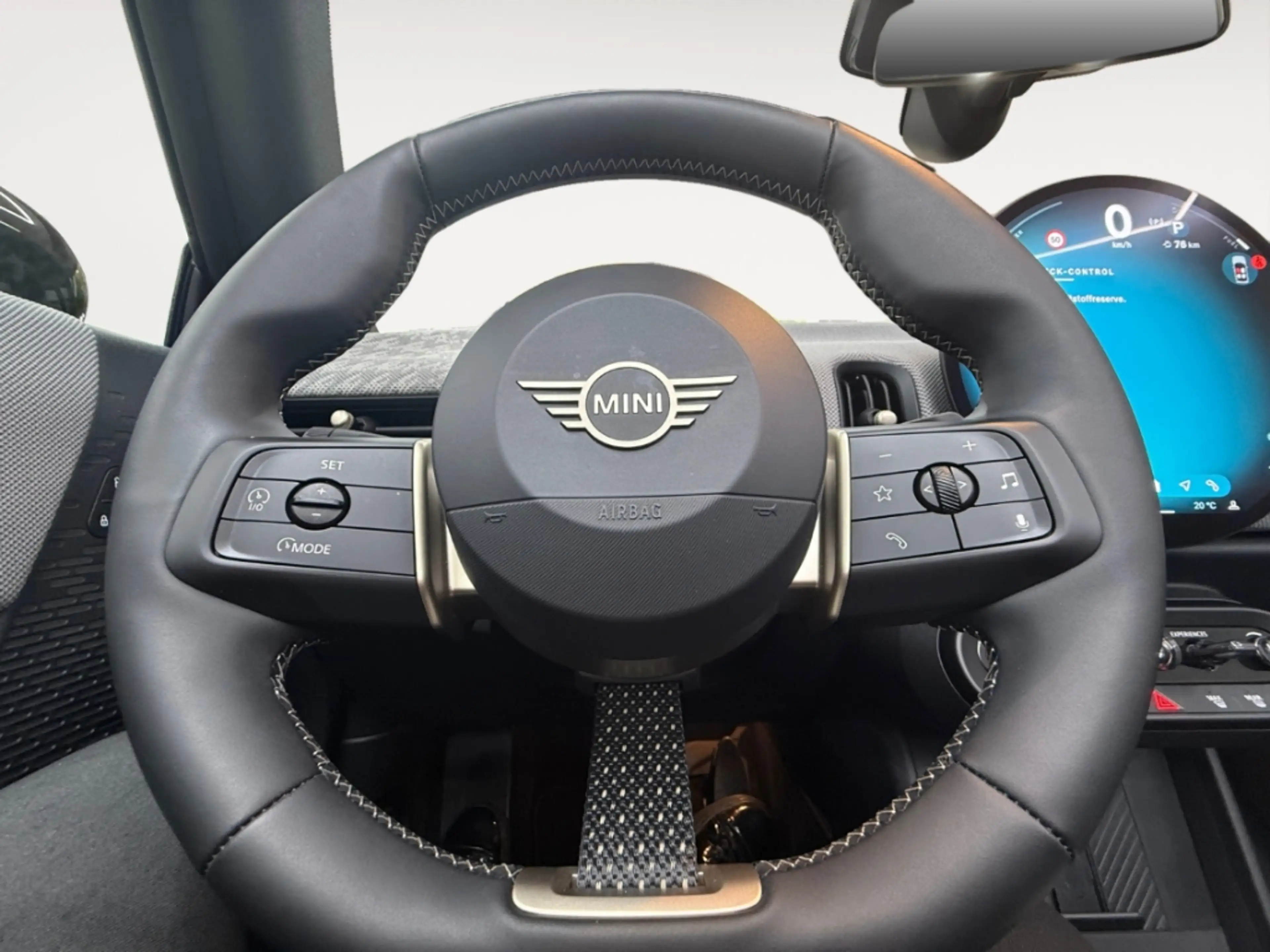 MINI Cooper Cabrio Favoured Trim C AUTOMATIK ALLWETTER NAV LED KAMERA — photo 14