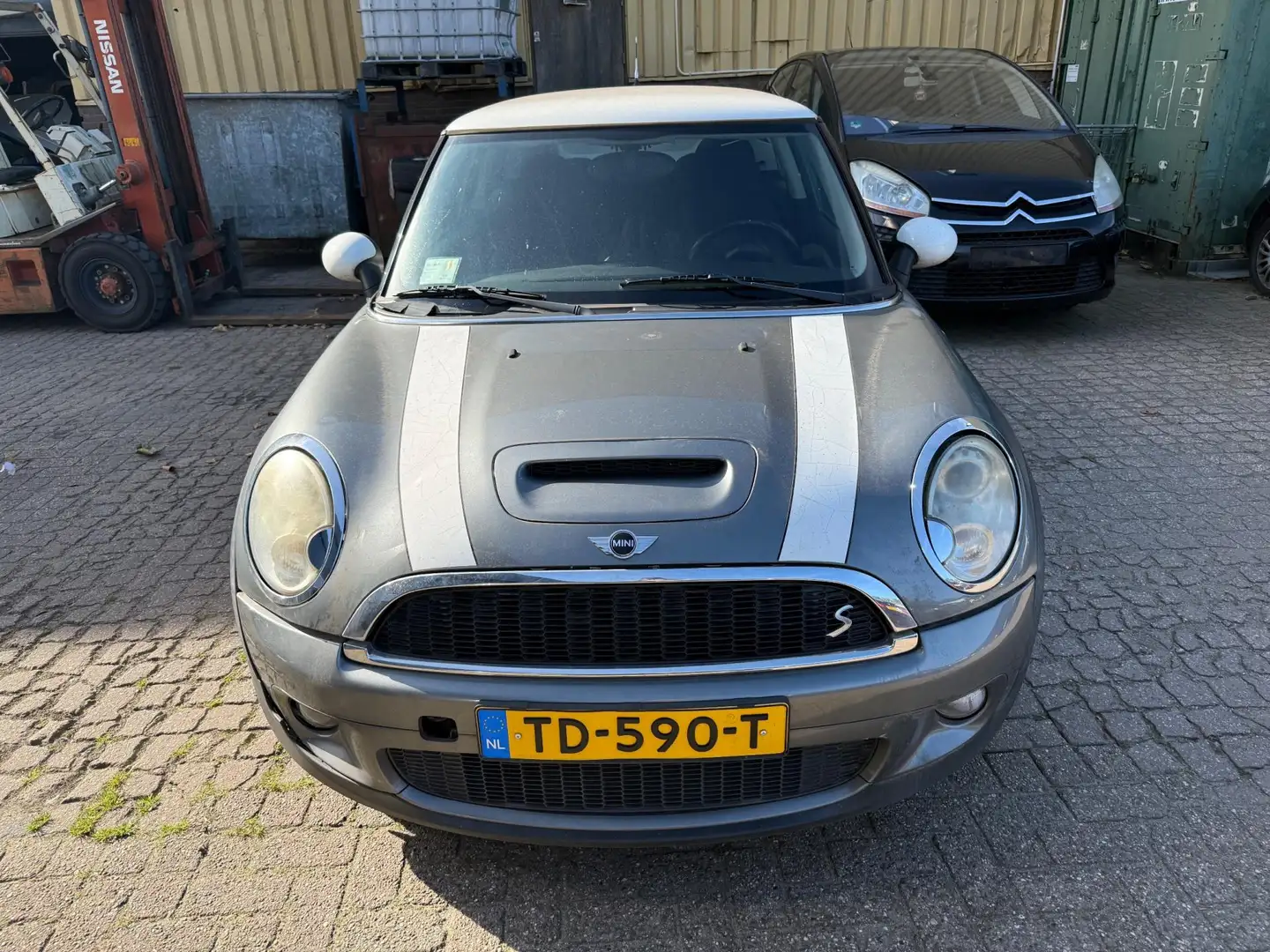 MINI Cooper S Mini 1.6 174PK LEDER/CLIMA! MOTOR DEFECT! Grijs - 2