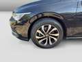 Volkswagen Golf VIII 2.0TDI DSG Active ACC LED Navi PDC Schwarz - thumbnail 5