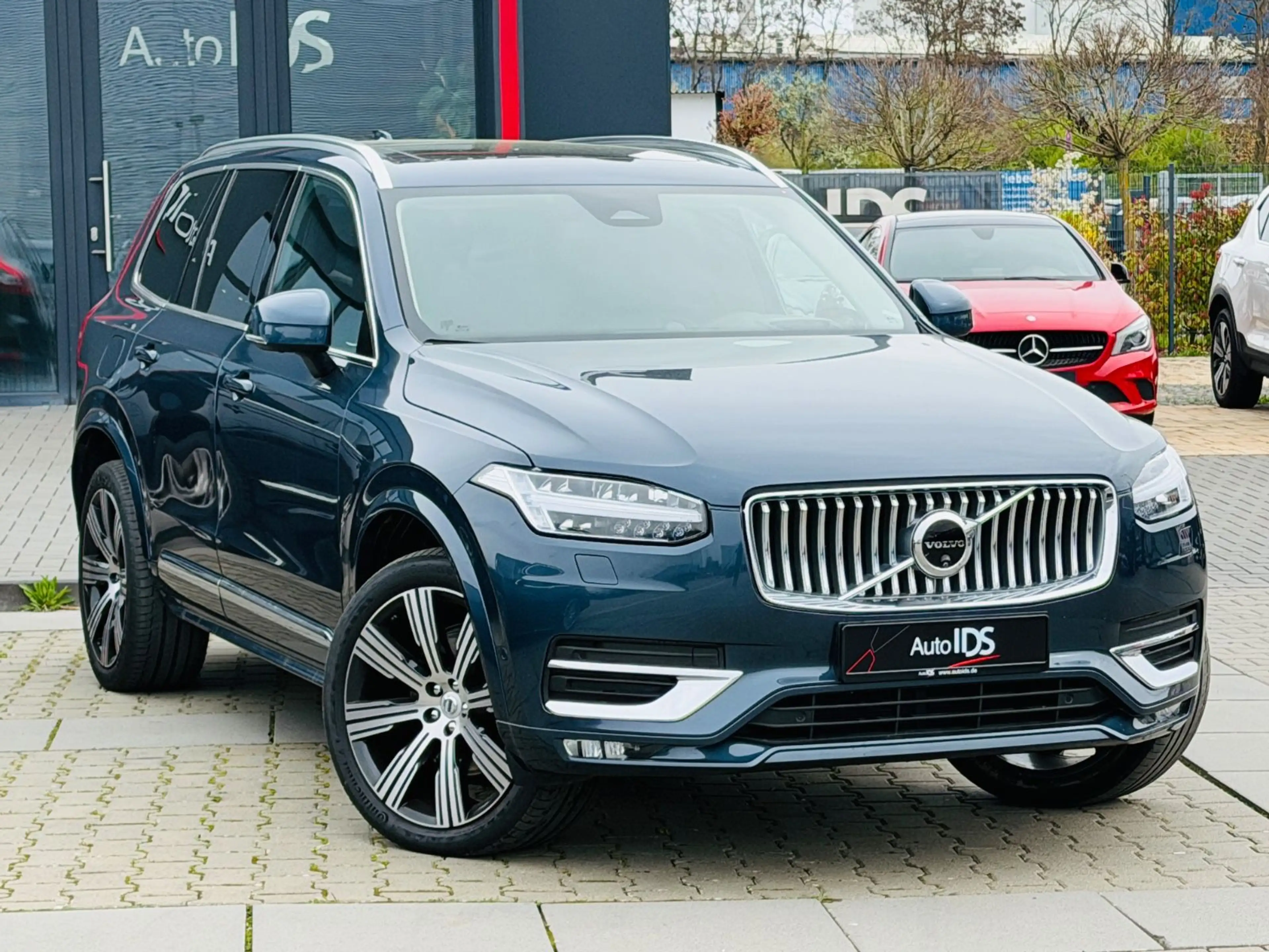 Volvo XC90 Ultimate Bright AWD/Pano/Head up/7Sitzer — photo 2