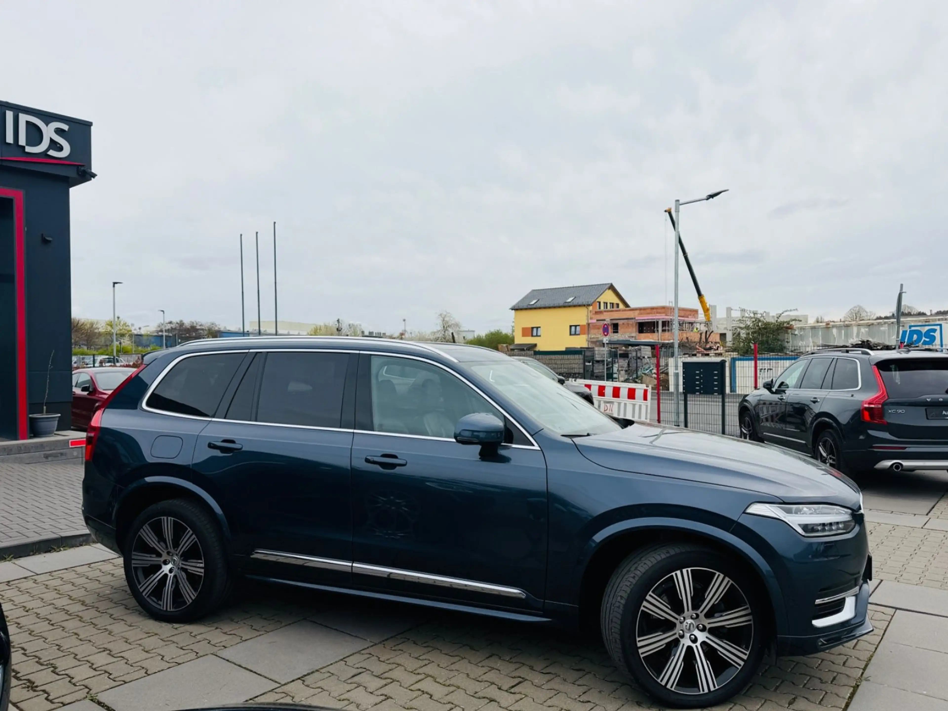 Volvo XC90 Ultimate Bright AWD/Pano/Head up/7Sitzer — photo 3