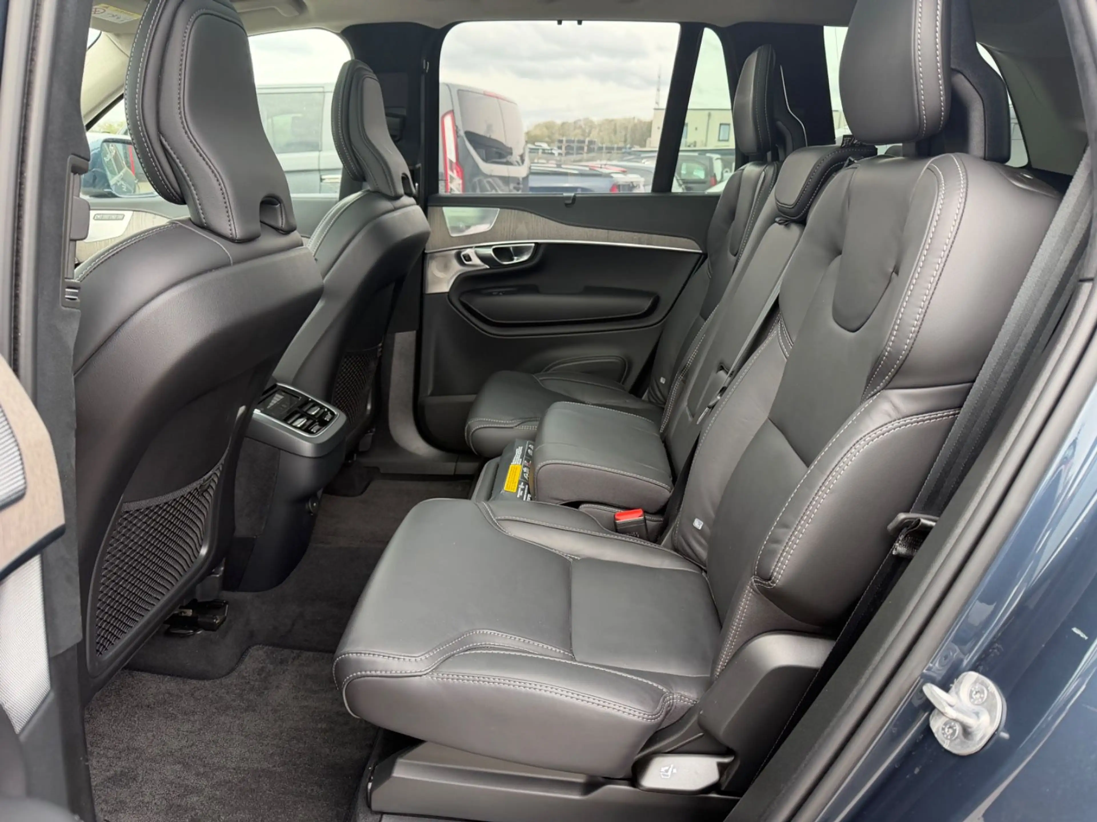 Volvo XC90 Ultimate Bright AWD/Pano/Head up/7Sitzer — photo 14
