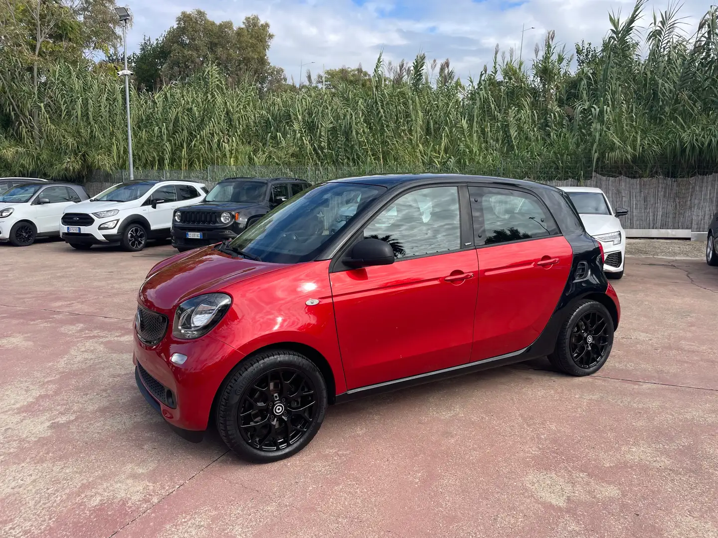 smart forFour Forfour 1.0 Passion 71cv twinamic Rosso - 1