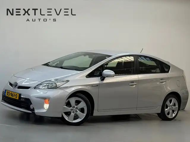 Toyota Prius 1.8 Dynamic Business Lage KM Keyless HUD