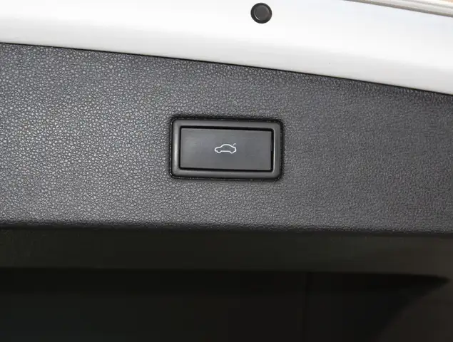 Volkswagen Tiguan view 10