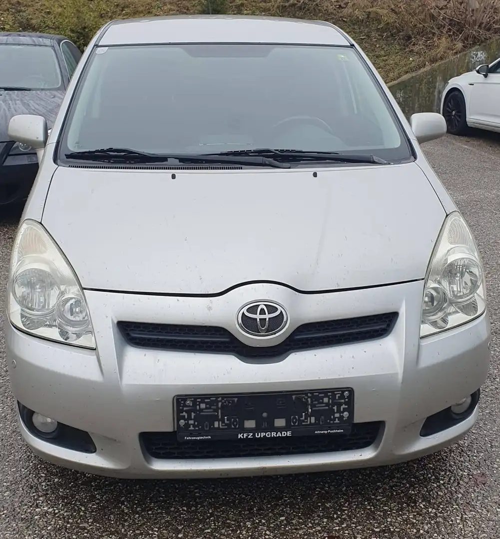 Toyota Corolla Verso Corolla Verso 2,2 D-4D 135 Austria DPF Austria - 1