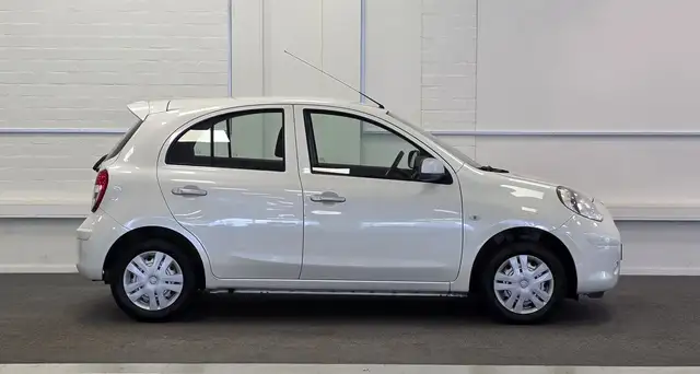 Nissan Micra view 4