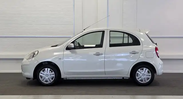 Nissan Micra view 3