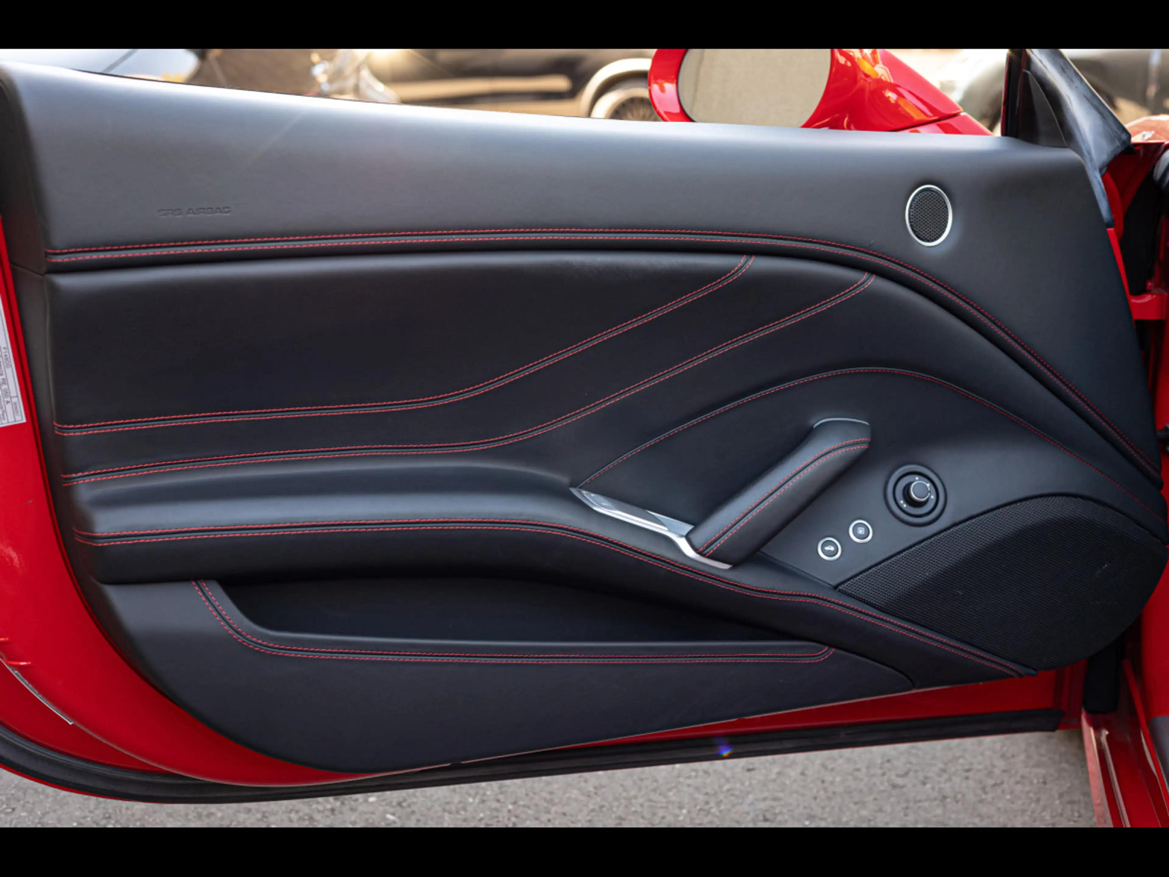Ferrari California T 3.9 V8°PACK HANDLING SPECIALE°POWER 12M°CARBON — photo 11