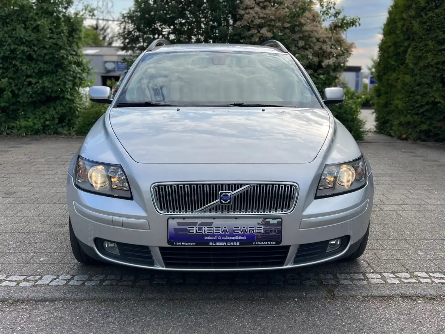 Volvo V50 2.0D *Top Zustand*TÜV NEU*S-HEFT* Grau - 2