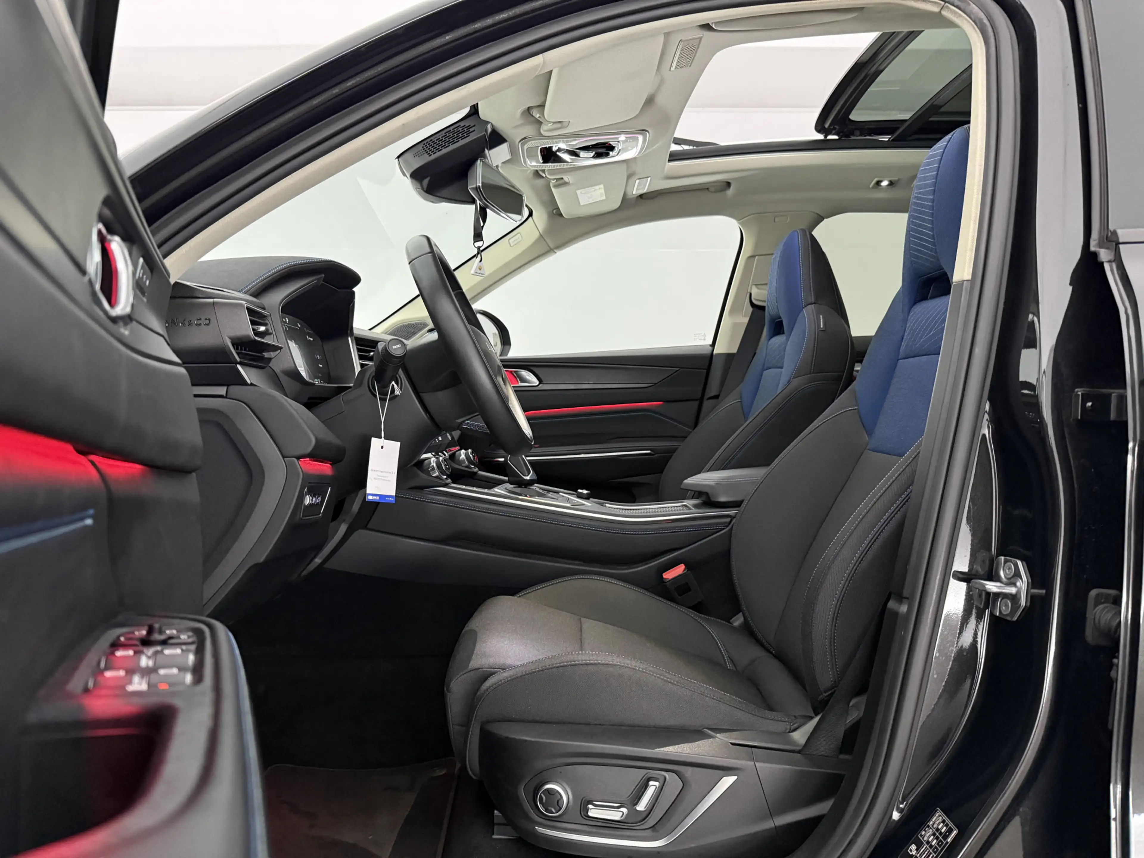 Lynk & Co 01 1.5 | Pano | 360° | Sfeer | Memory | Virtual | Car — photo 4