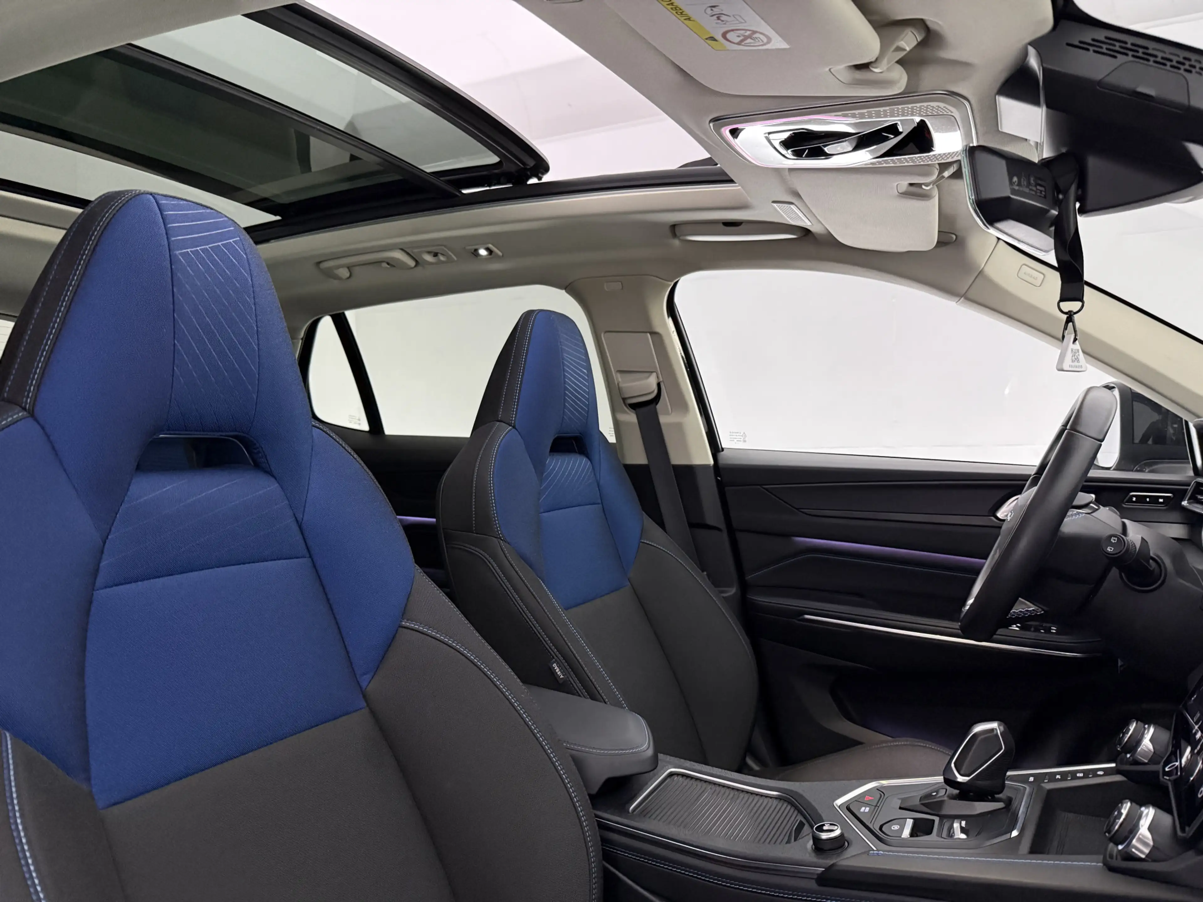 Lynk & Co 01 1.5 | Pano | 360° | Sfeer | Memory | Virtual | Car — photo 32
