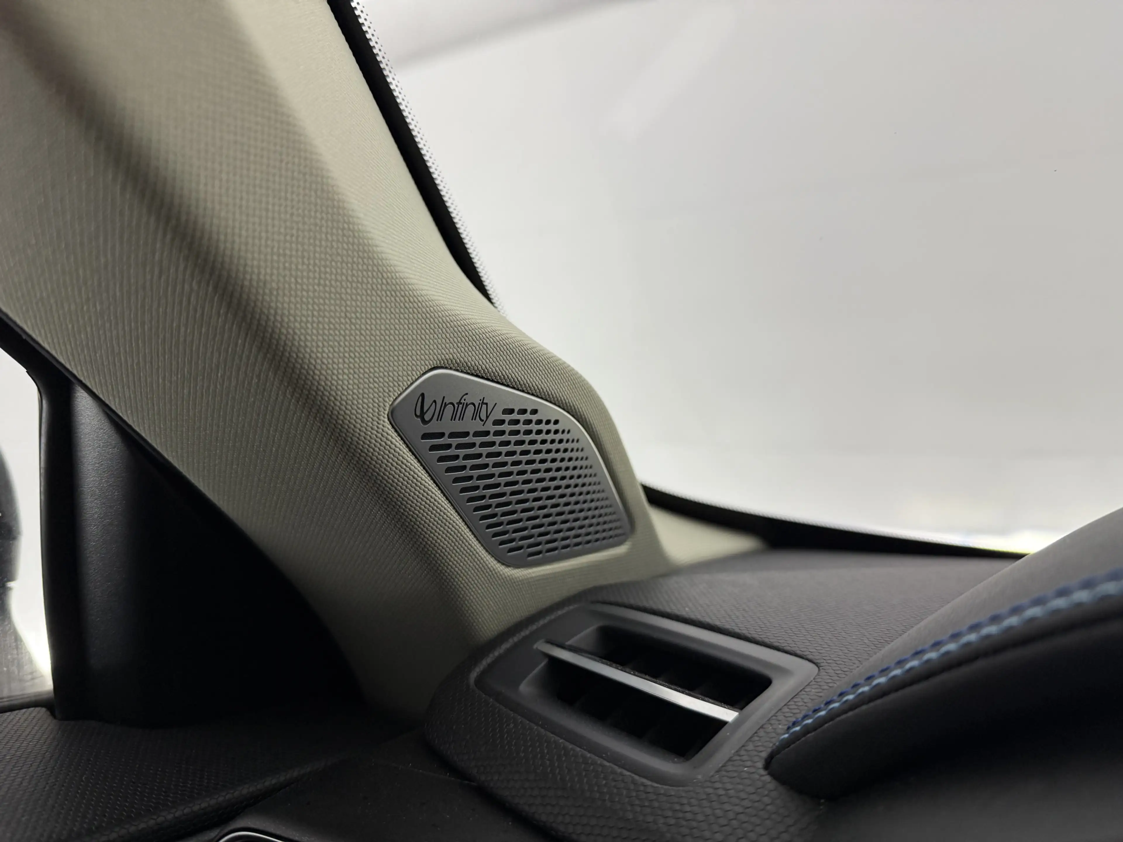 Lynk & Co 01 1.5 | Pano | 360° | Sfeer | Memory | Virtual | Car — photo 16