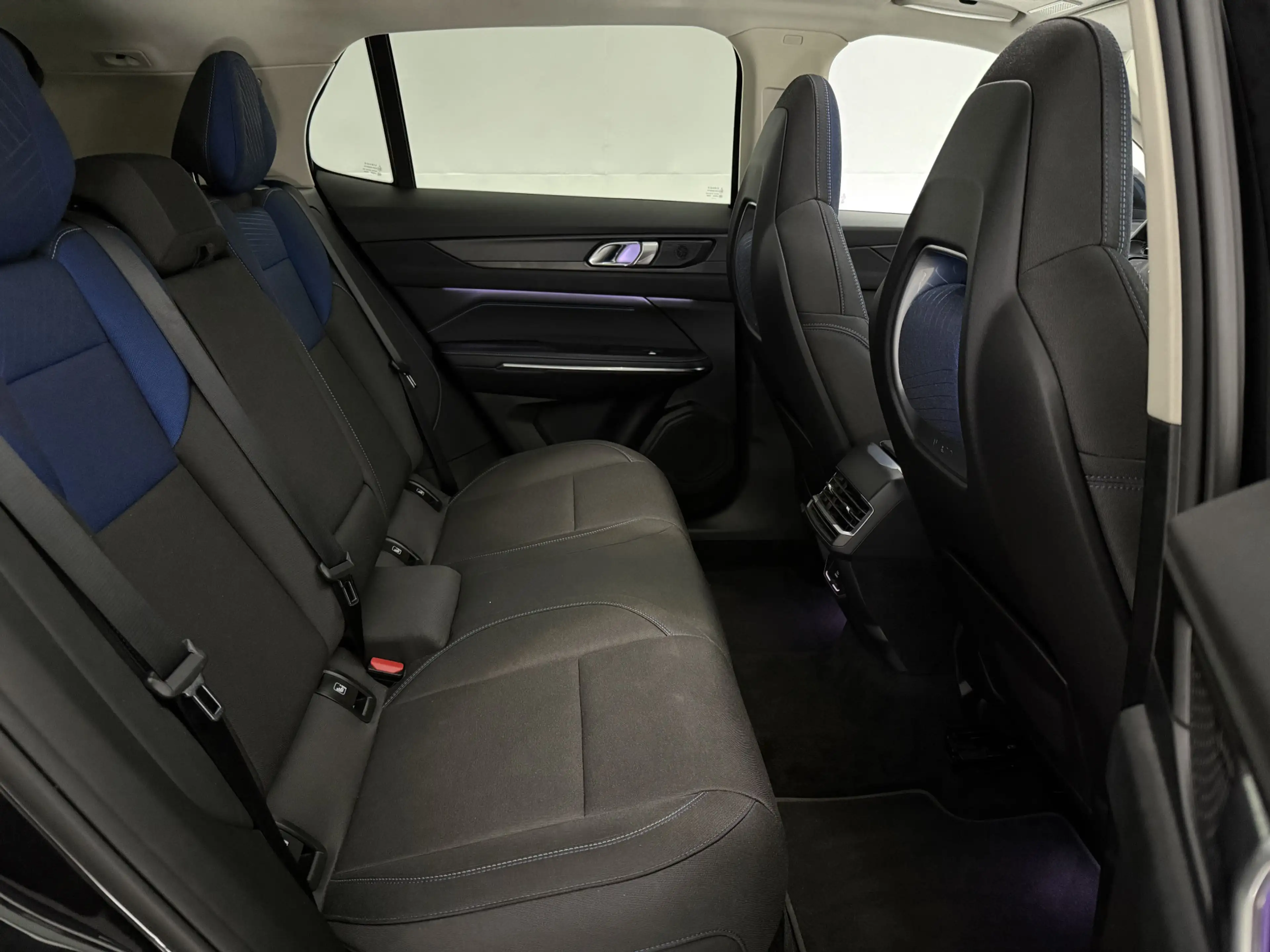 Lynk & Co 01 1.5 | Pano | 360° | Sfeer | Memory | Virtual | Car — photo 43