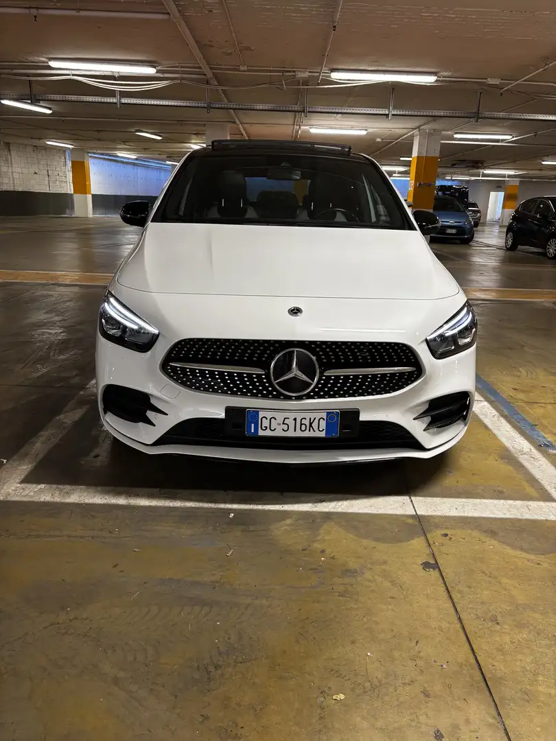 Mercedes-Benz B 200 d Premium auto - 1