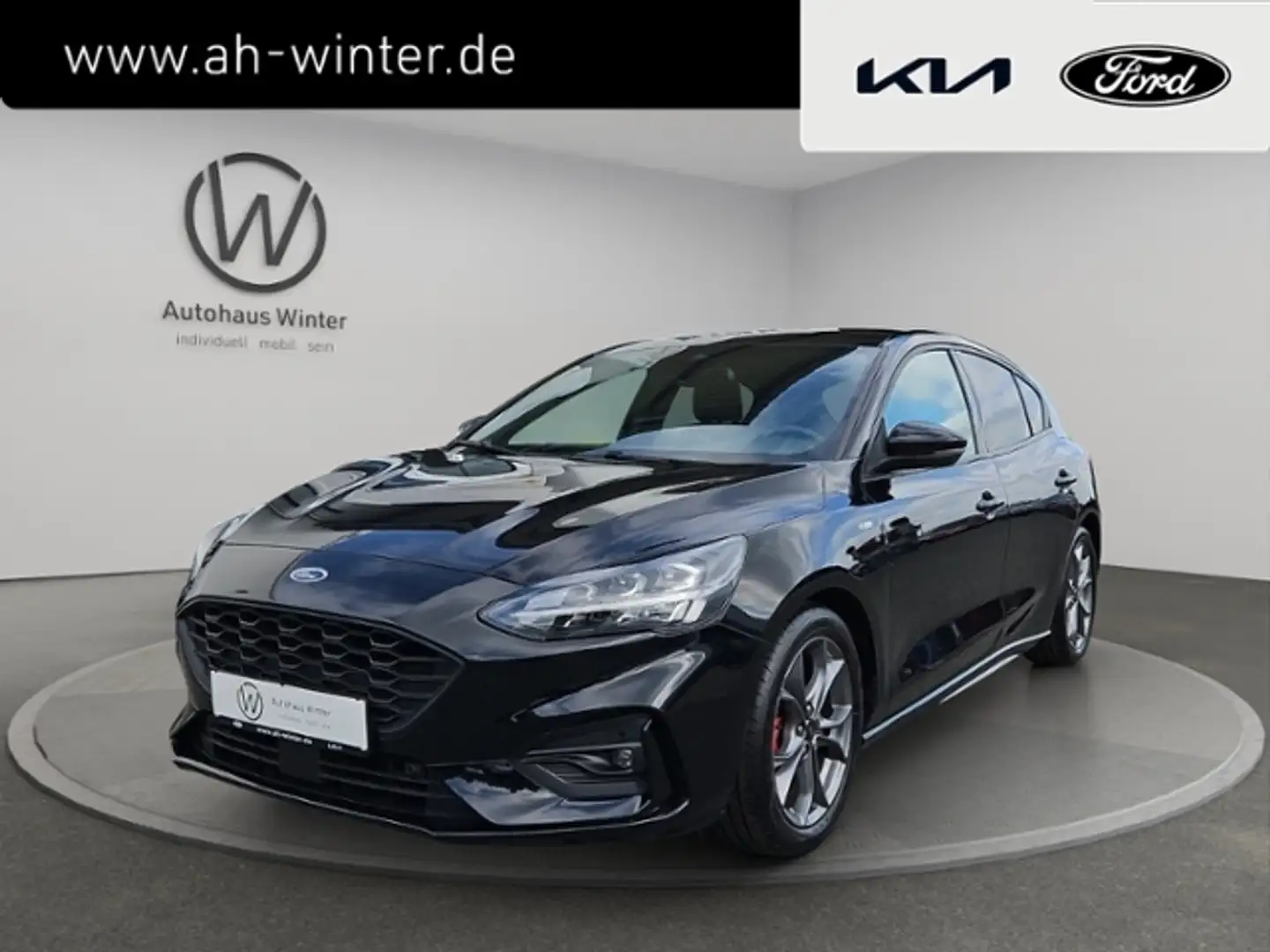 Ford Focus 1,0 EB AT ST-Line X Pano LED AHK AGR RFK Zwart - 1