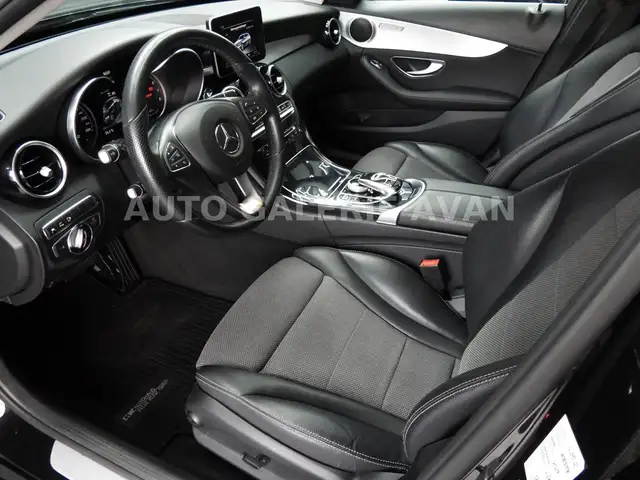 Mercedes-Benz C-Class view 11