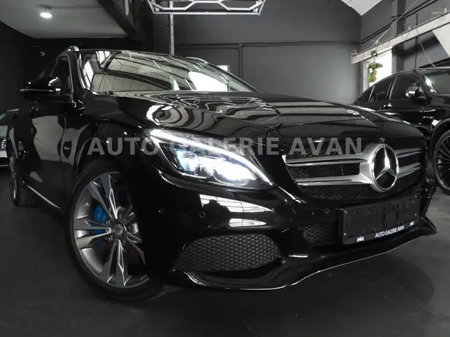 Mercedes-Benz C-Class view 2