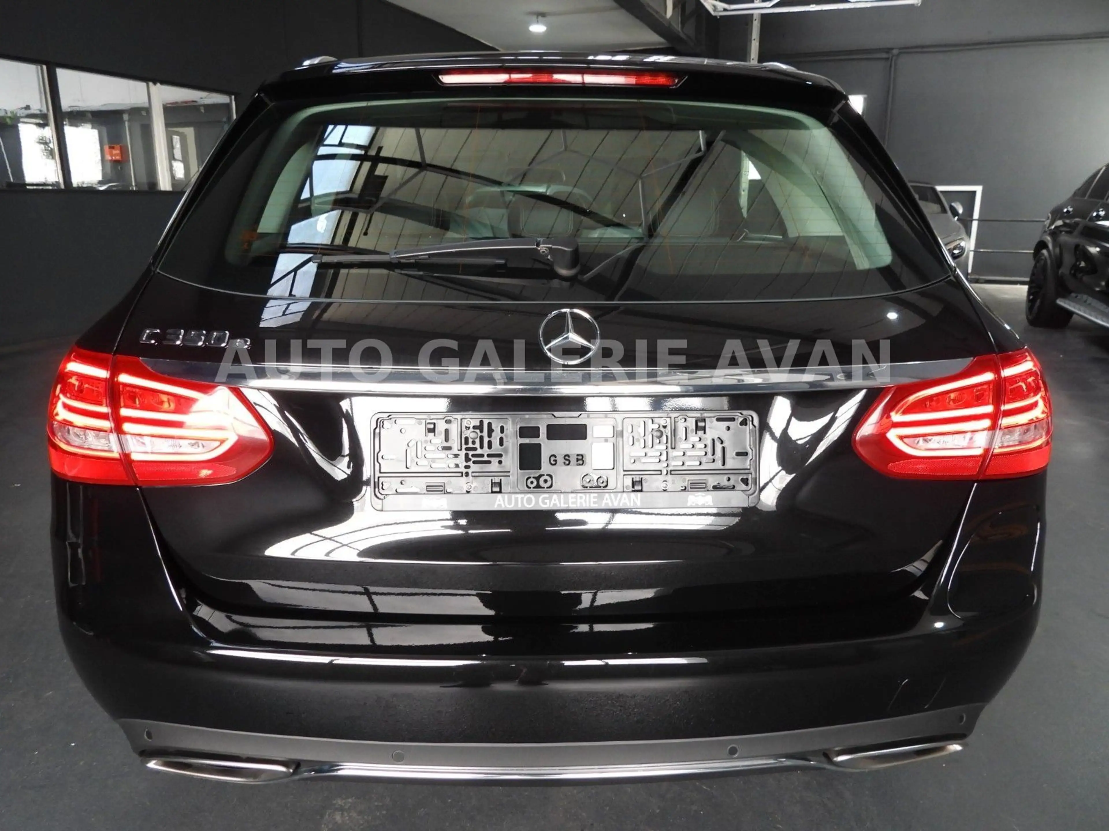 Mercedes-Benz C 350 e — photo 6