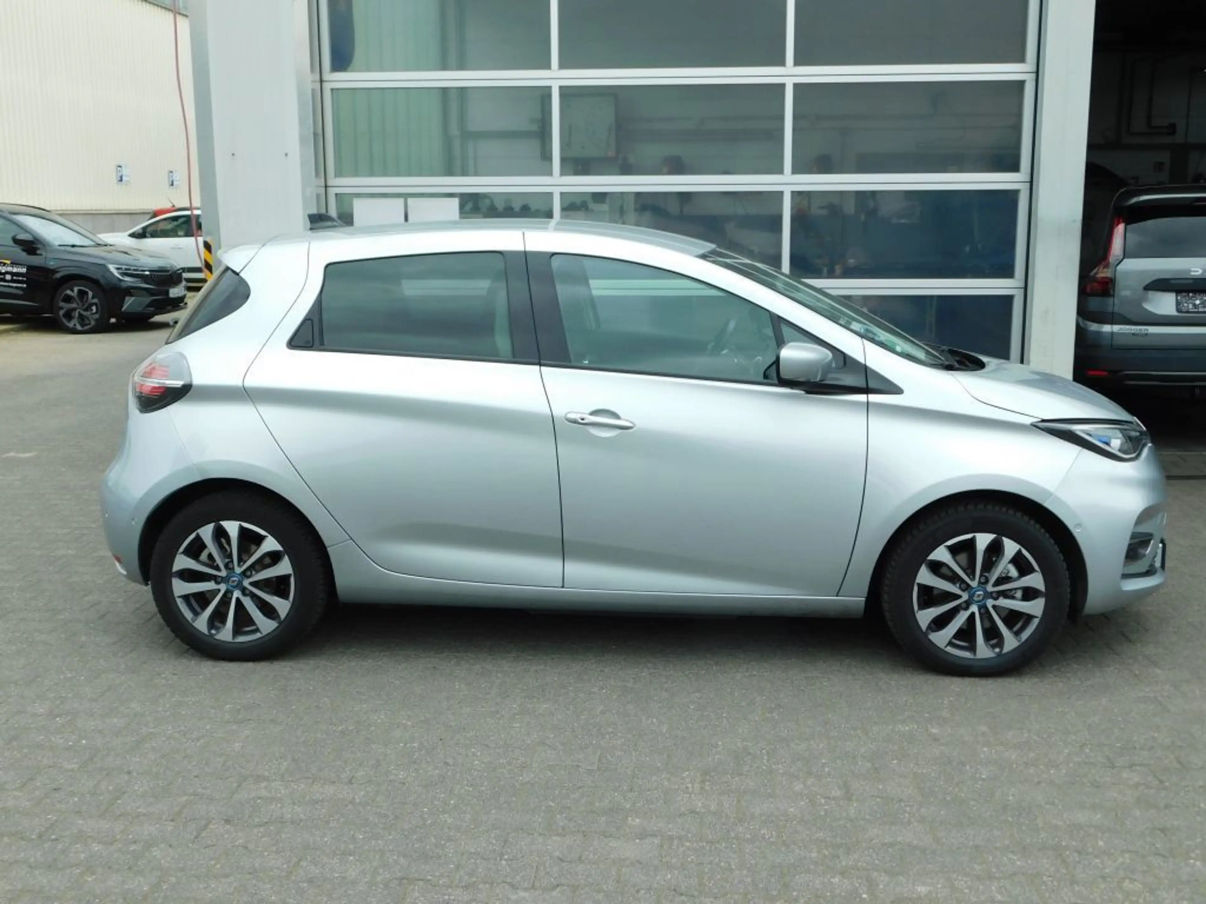 Renault ZOE INTENS R135 Z.E. 50 zzgl. Batt — photo 2