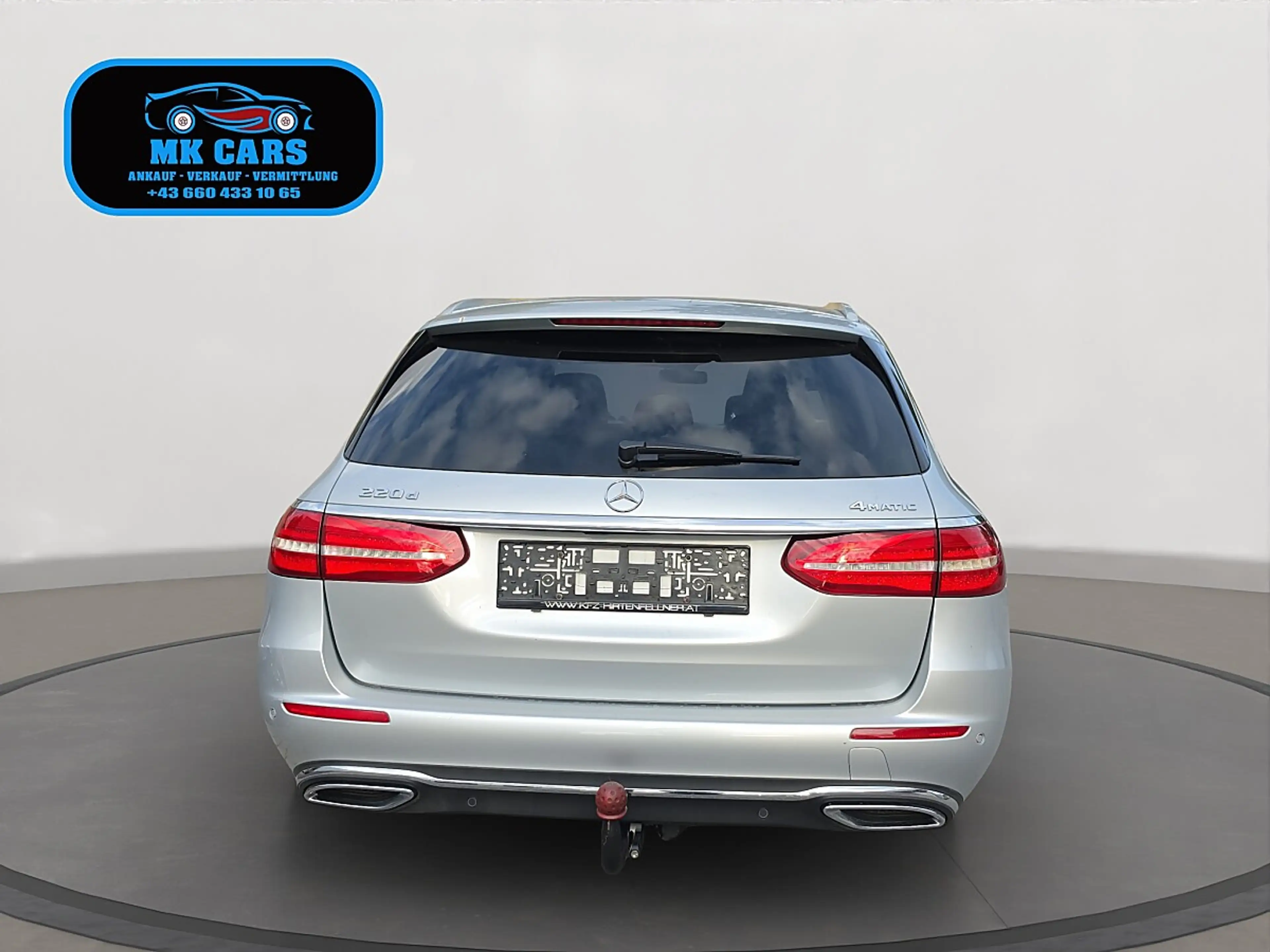 Mercedes-Benz E 220 d T Austria Edition Avantgarde 4MATIC Aut. — photo 5