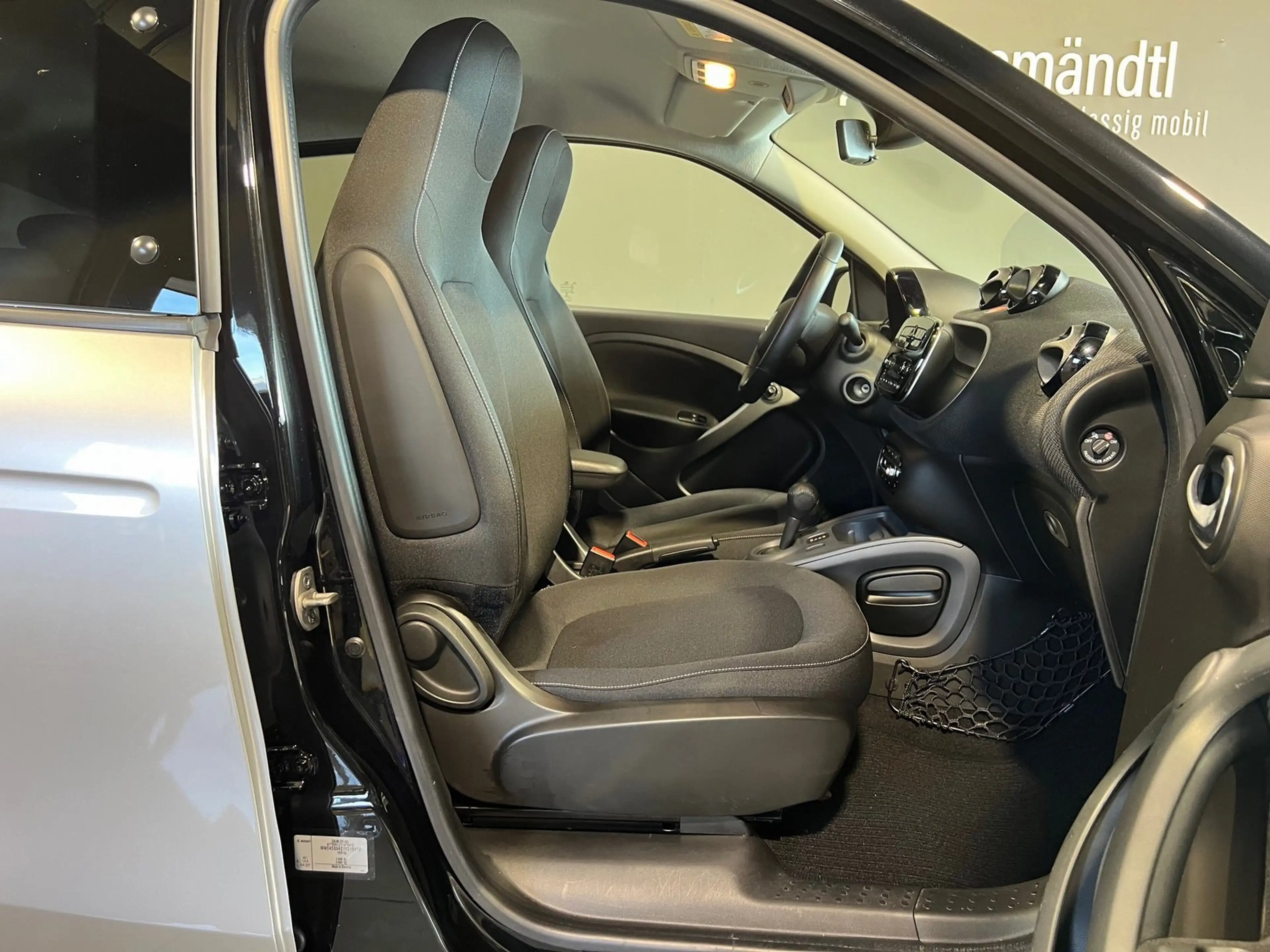 smart forFour forfour passion twinamic Cool & Audio LMR Color — photo 9