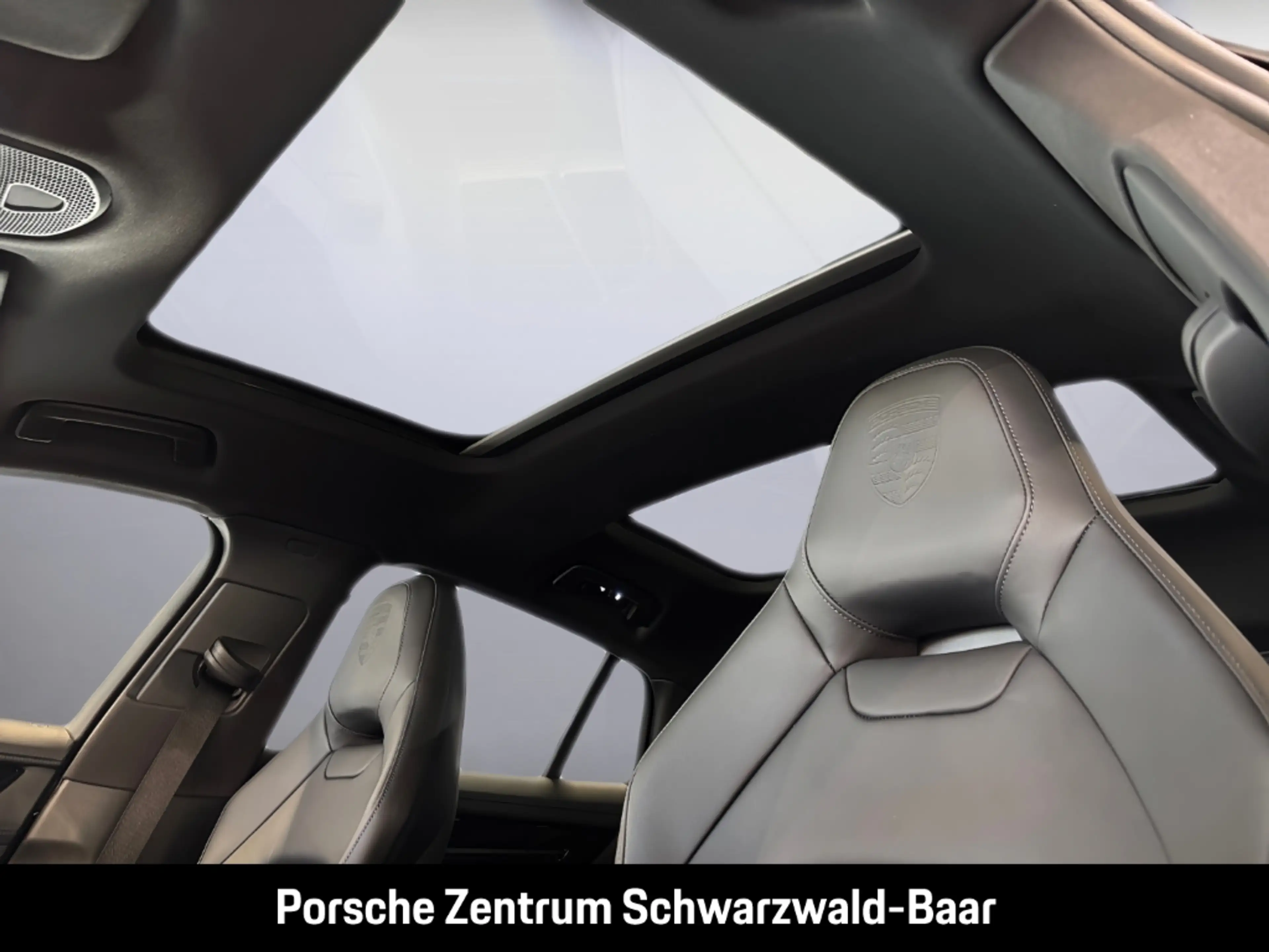 Porsche Panamera 4 E-Hybrid HA-Lenkung InnoDrive Head-Up — photo 15