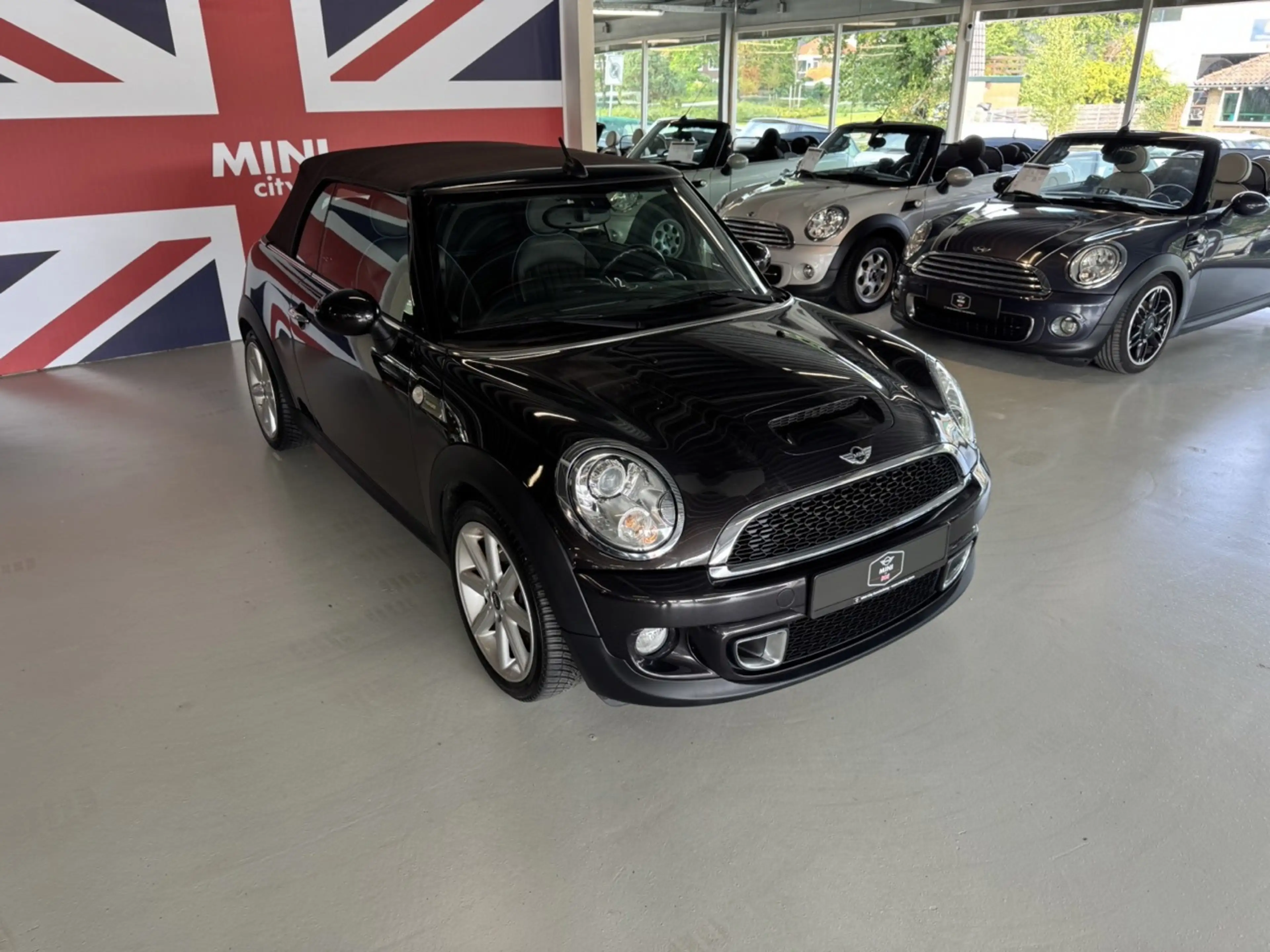 MINI Cooper S Cabrio 1.6 Chili ( 6 MAANDEN GARANTIE ) — photo 2