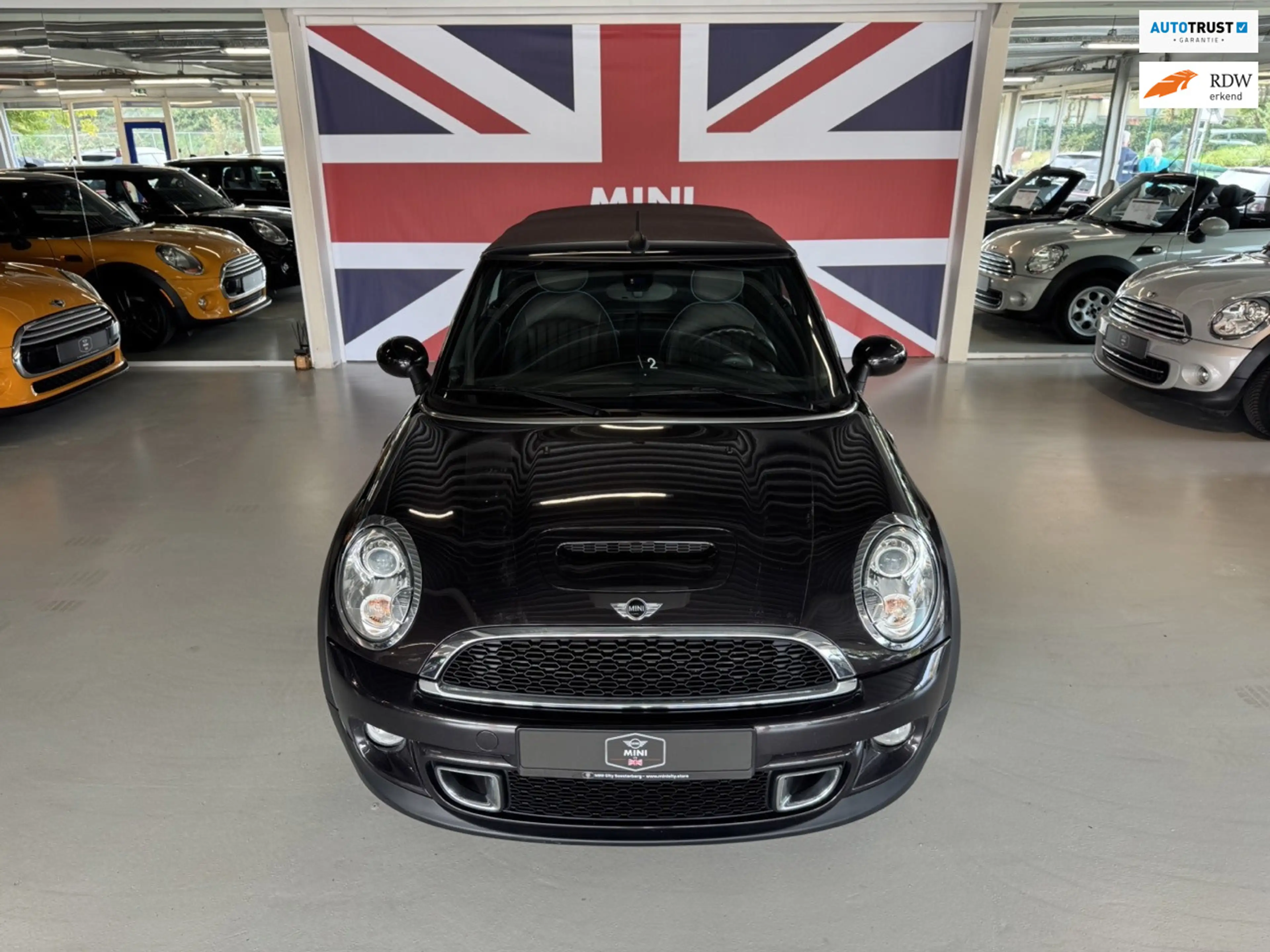 MINI Cooper S Cabrio 1.6 Chili ( 6 MAANDEN GARANTIE )