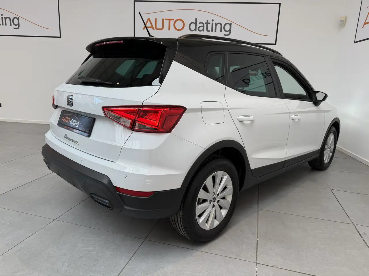SEAT Arona 1.0 TSI Style, миниатюра 2