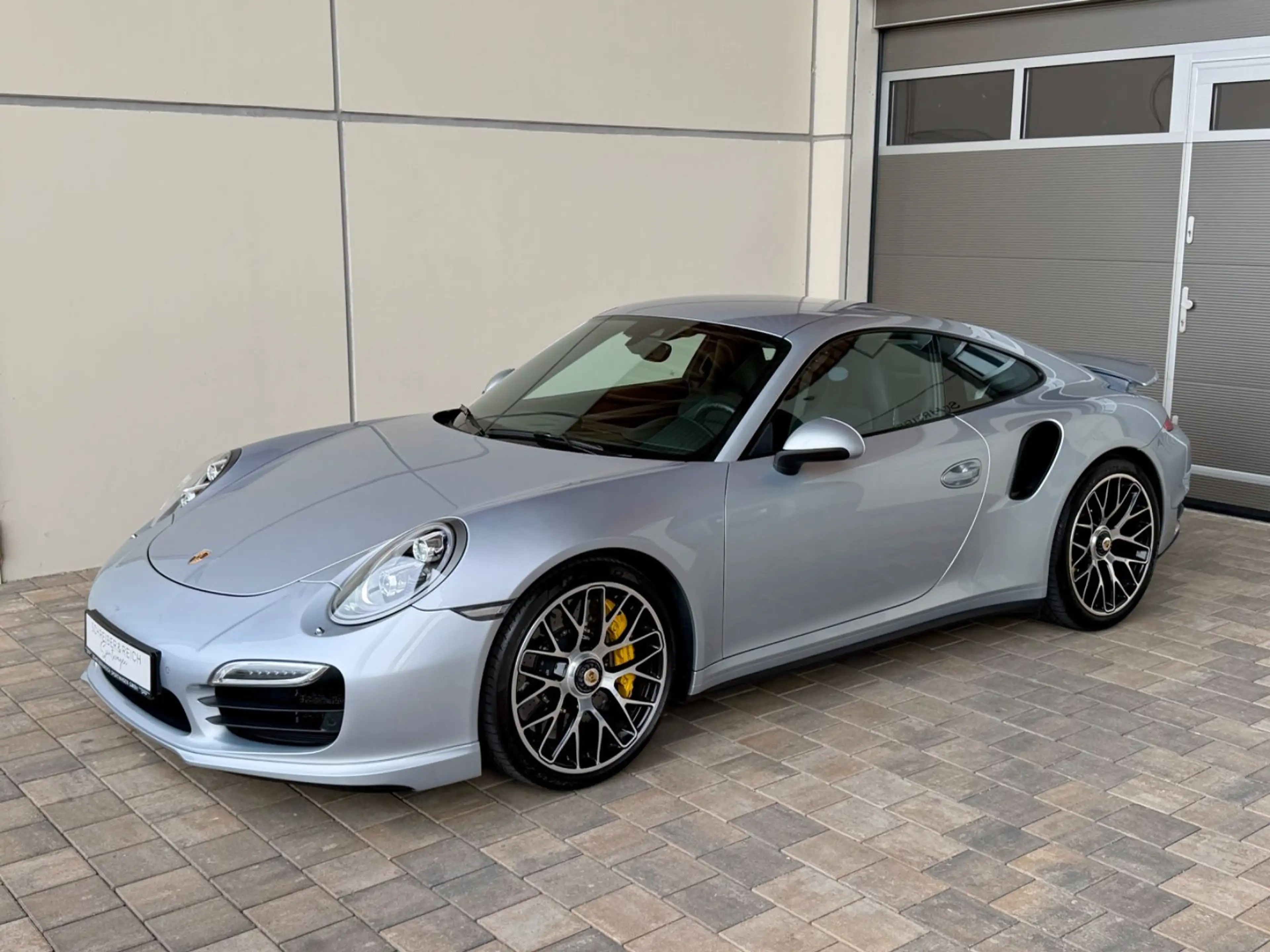 Porsche 991 Turbo Coupé Approved 04/29 — photo 2