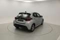 Toyota Yaris BERLINA 1.5 VVT-I HEV ACTIVE PLUS 116 5P Gris - thumbnail 3