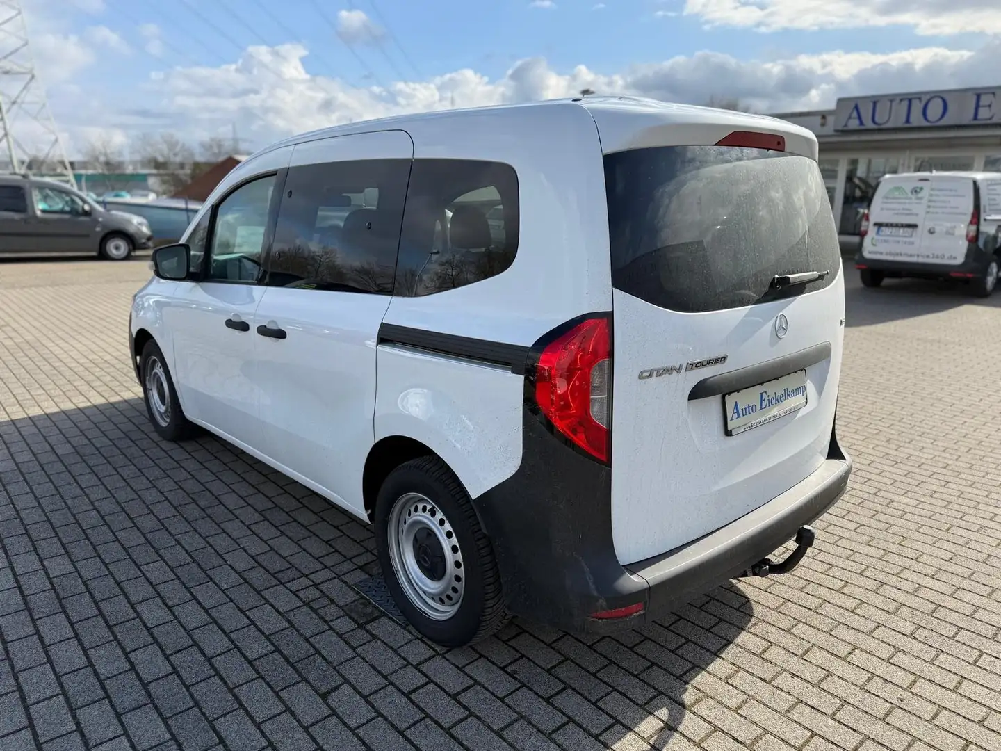 Mercedes-Benz Citan 113 7G Tourer Base AHK NAVI SHZ SPURHALT RFK KLIMA Weiß - 2