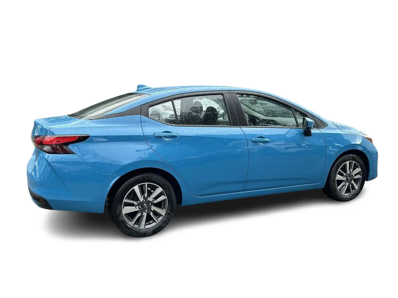 Nissan Versa снимка Nissan Versa