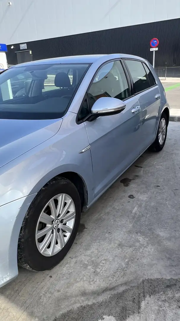 Volkswagen Golf 1.6TDI CR BMT Bluemotion 110 - 2