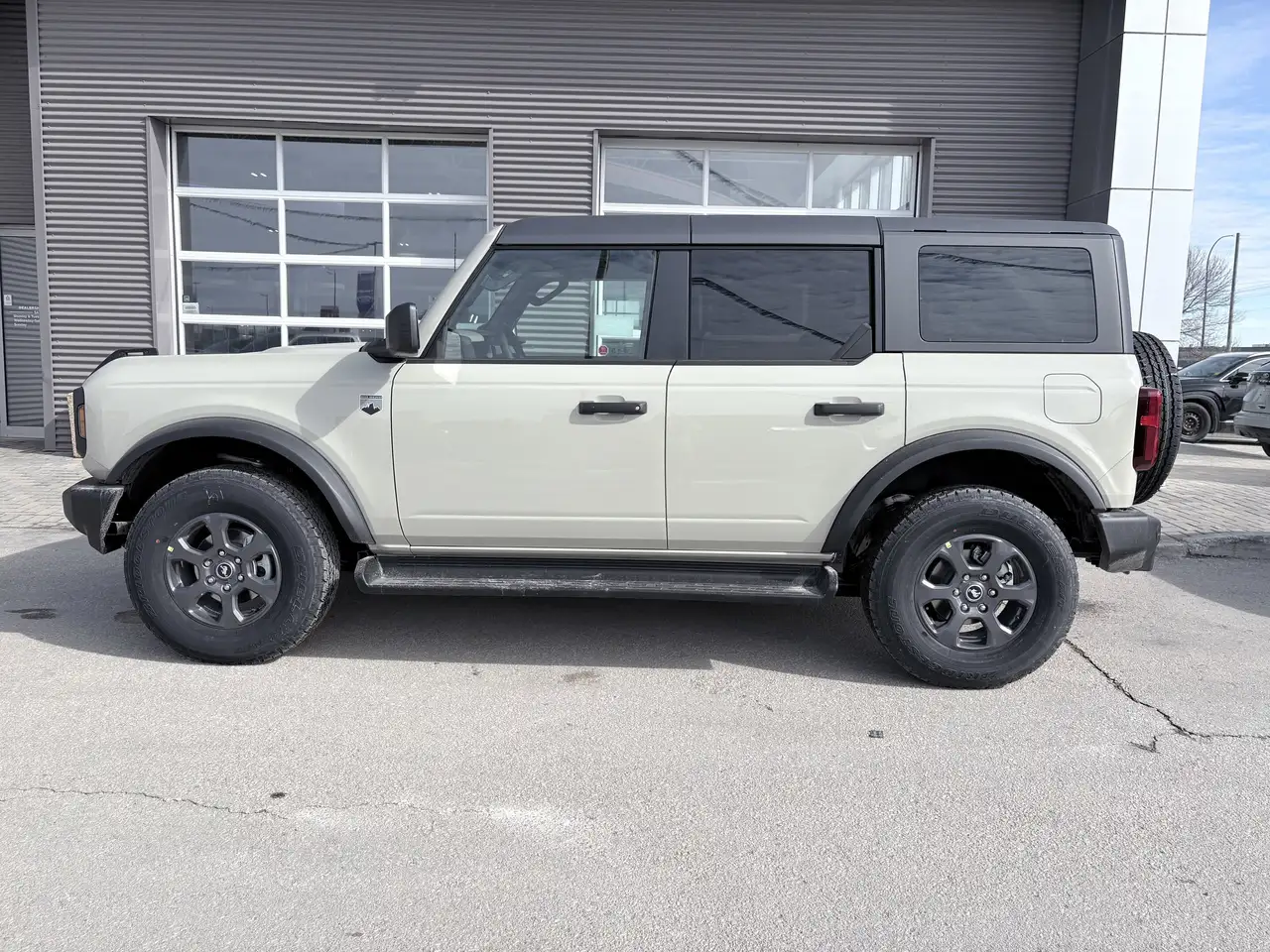 Ford Bronco снимка Ford Bronco
