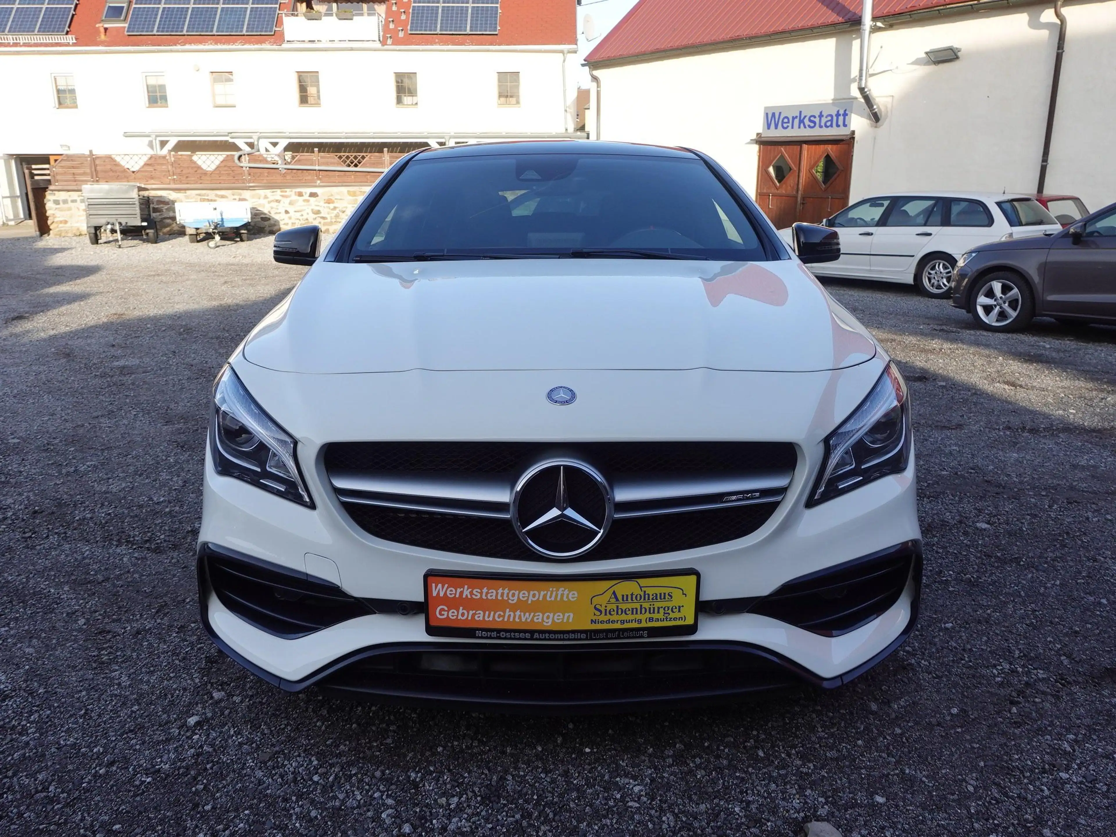 Mercedes-Benz CLA 45 AMG Shooting Brake 4Matic **AMG Drivers Package** — photo 3