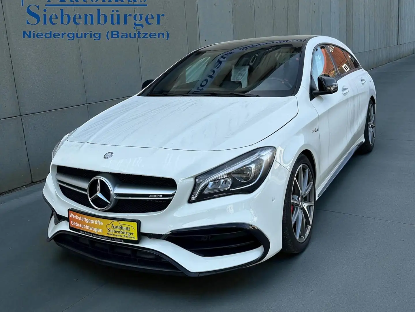 Mercedes-Benz CLA 45 AMG Shooting Brake 4Matic **AMG Drivers Package** Weiß - 1