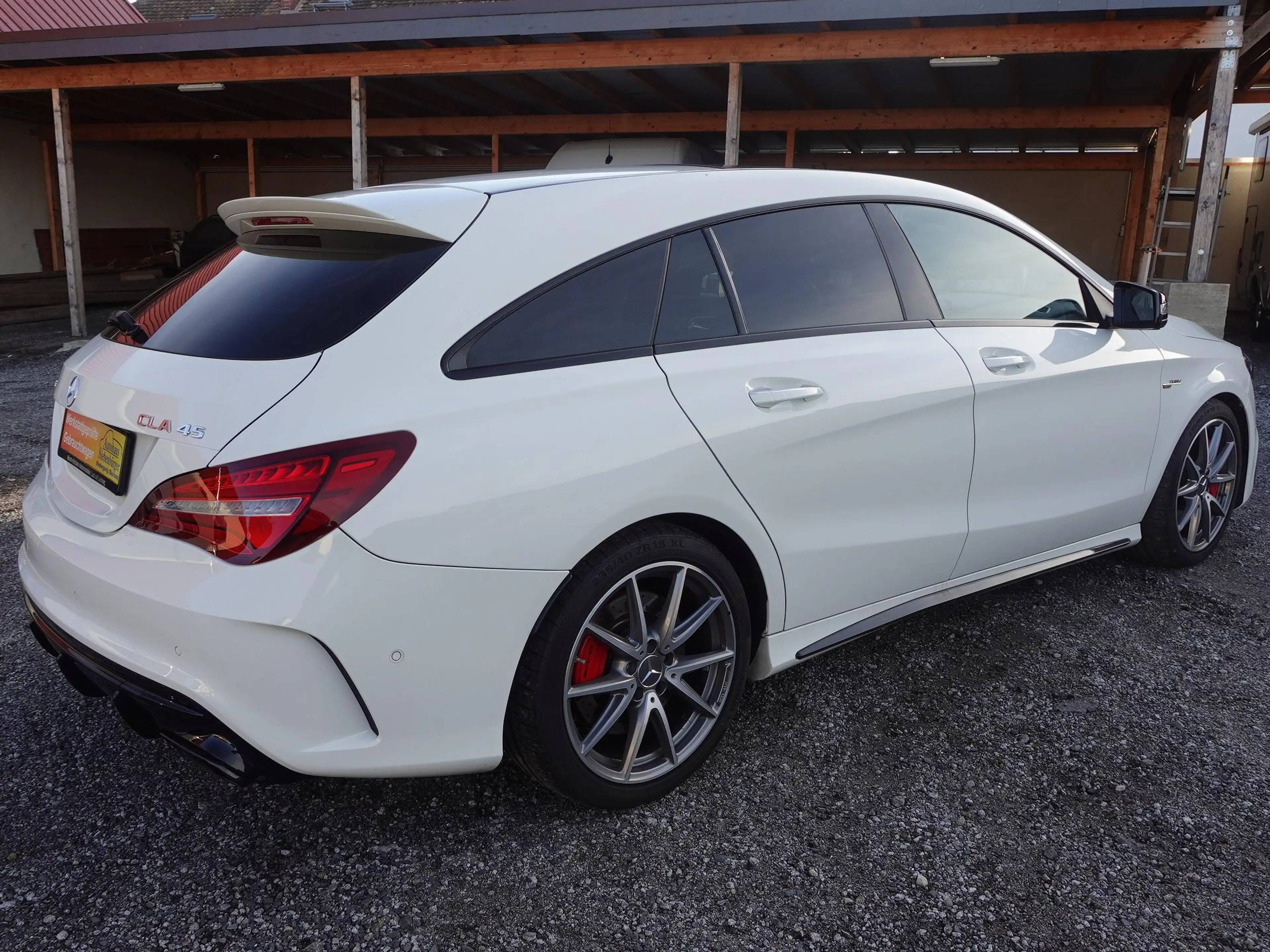 Mercedes-Benz CLA 45 AMG Shooting Brake 4Matic **AMG Drivers Package** — photo 5