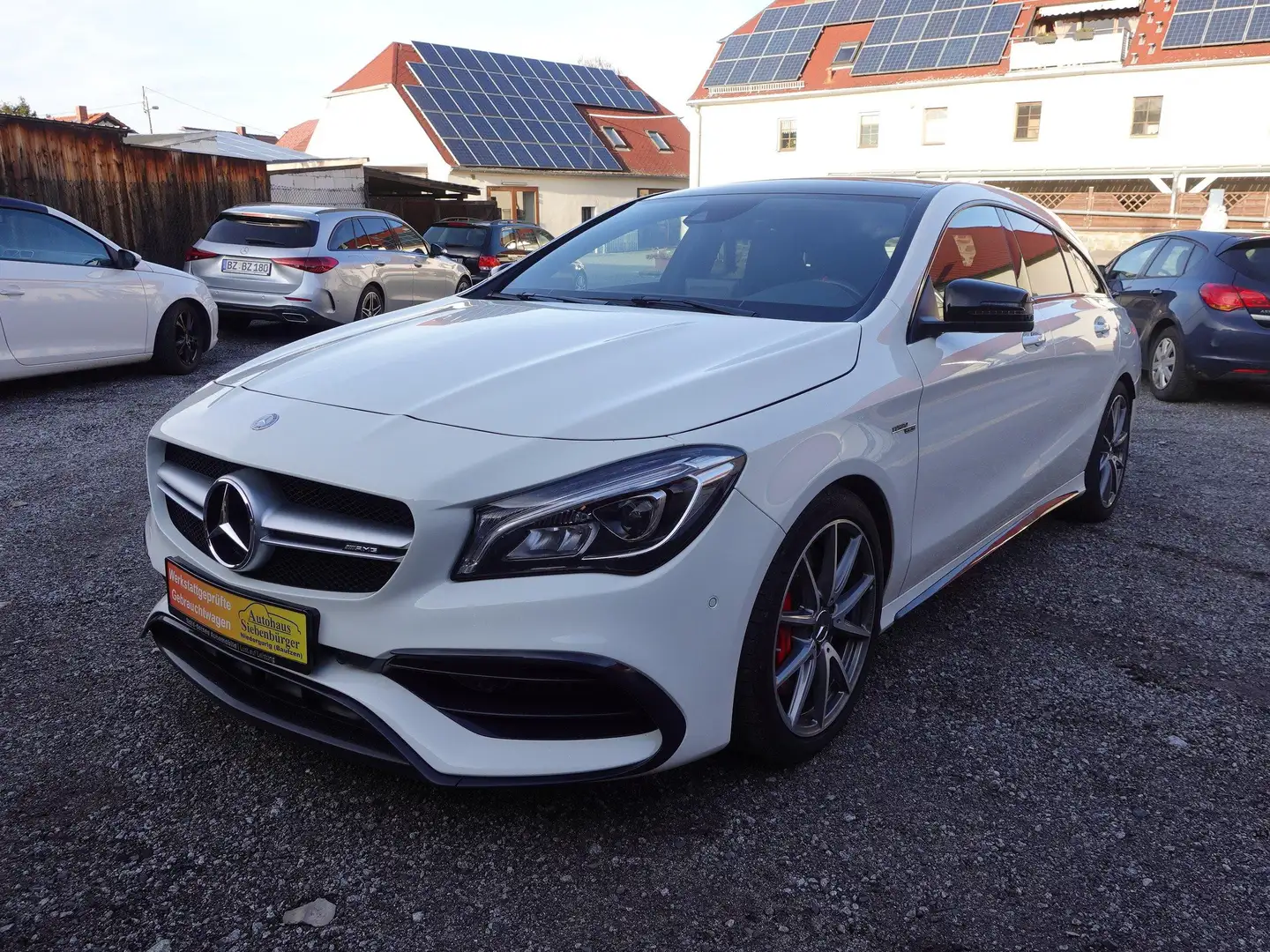Mercedes-Benz CLA 45 AMG Shooting Brake 4Matic **AMG Drivers Package** Weiß - 2