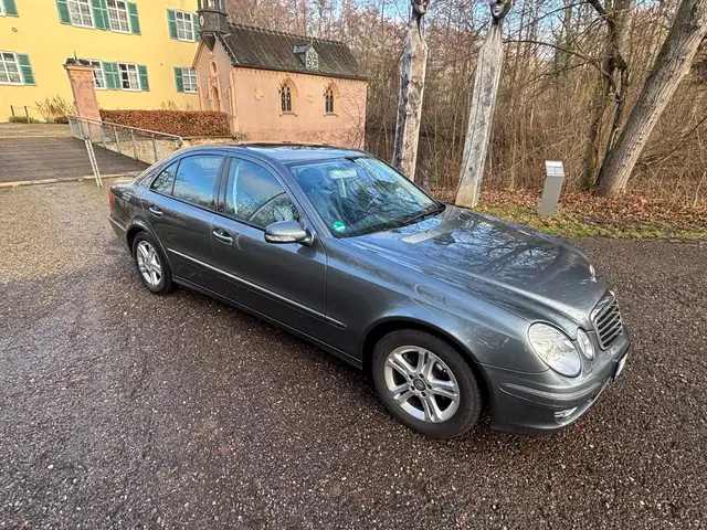 Mercedes-Benz E 200 KOMPRESSOR AVANTGARDE TOP
