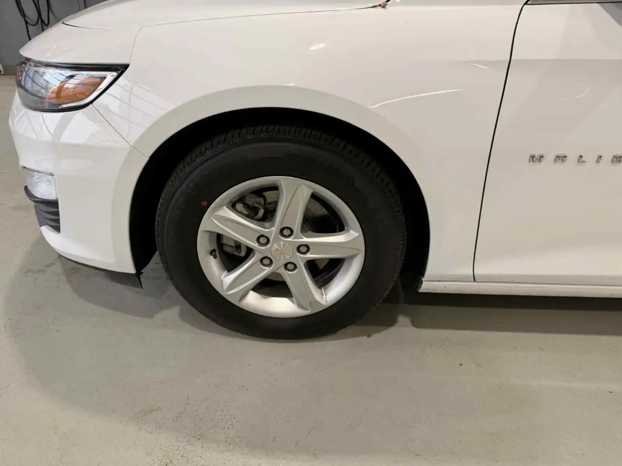 Chevrolet Malibu снимка Chevrolet Malibu