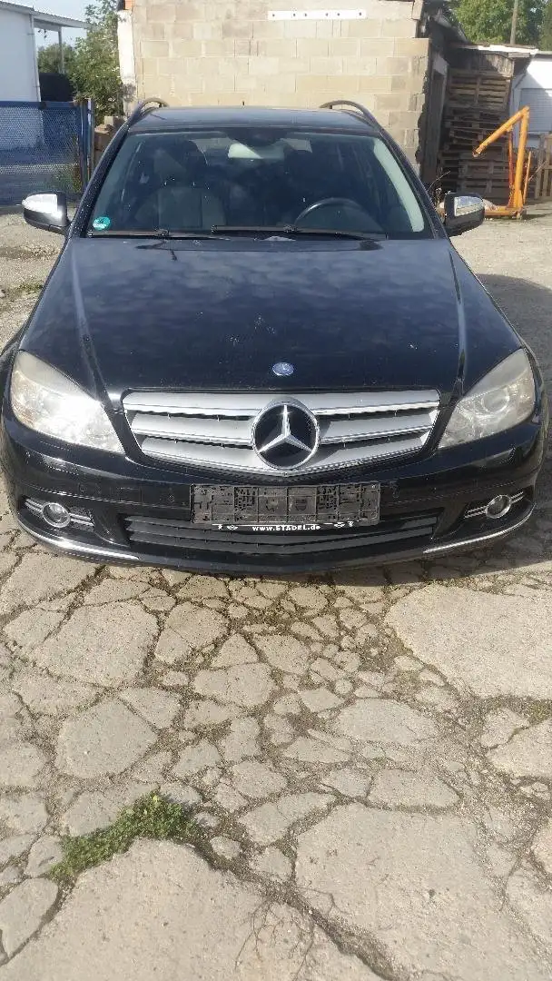 Mercedes-Benz C 220 T CDI C -Klasse T-Modell (BM 204) Schwarz - 1