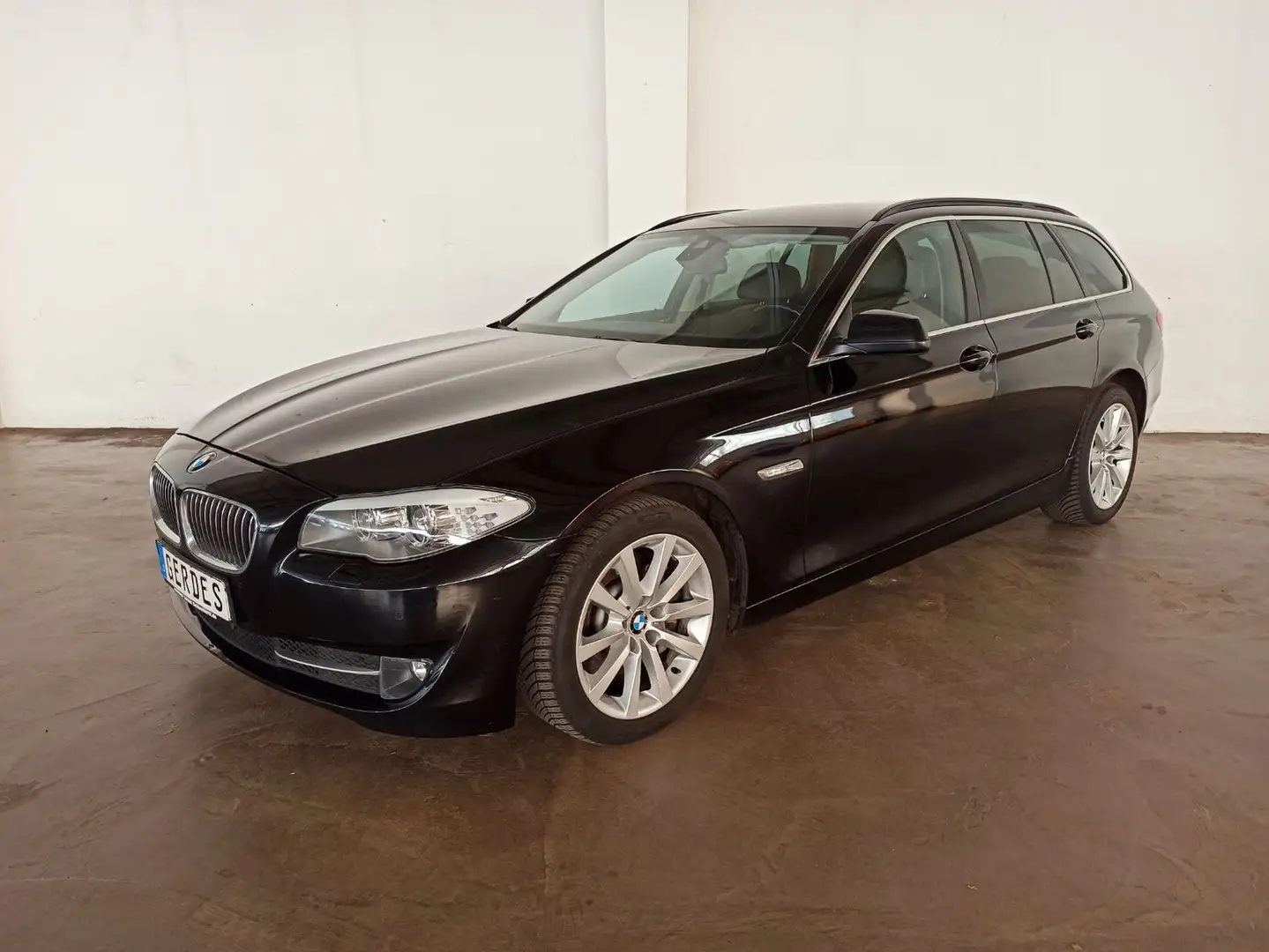 BMW 530 Baureihe 5 Touring 530d "Kundenauftrag" Schwarz - 2