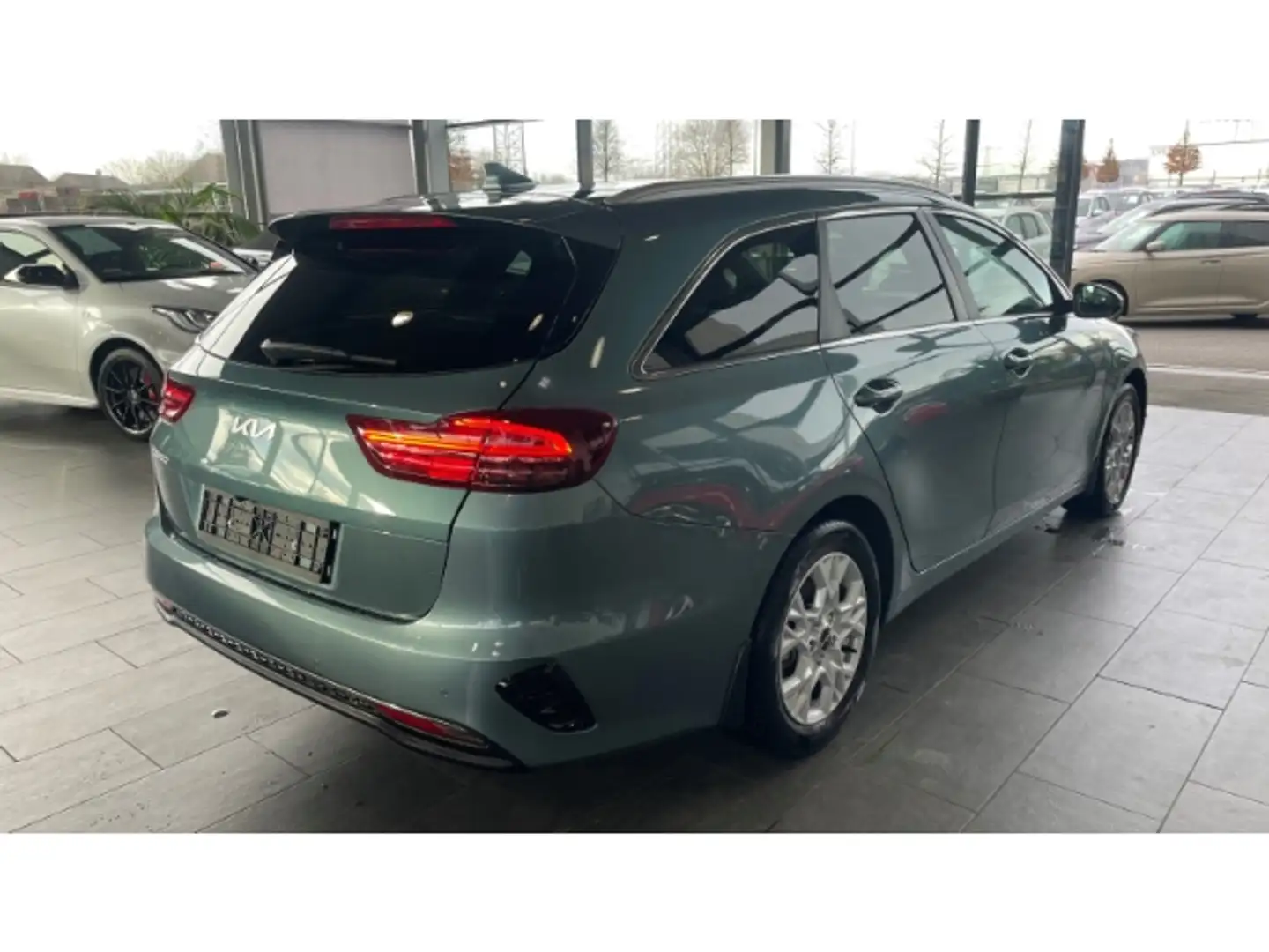 Kia Ceed SW / cee'd SW 1.5 T-GDI AHK Navi LED Kamera DAB CarPlay SHZ Lenk Gri - 2