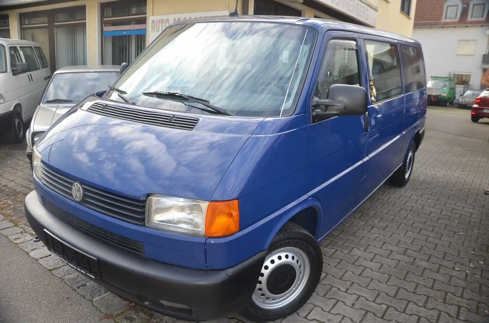Volkswagen T4 Bus Kombi 2,5Benziner, langer Radstand Blauw - 1