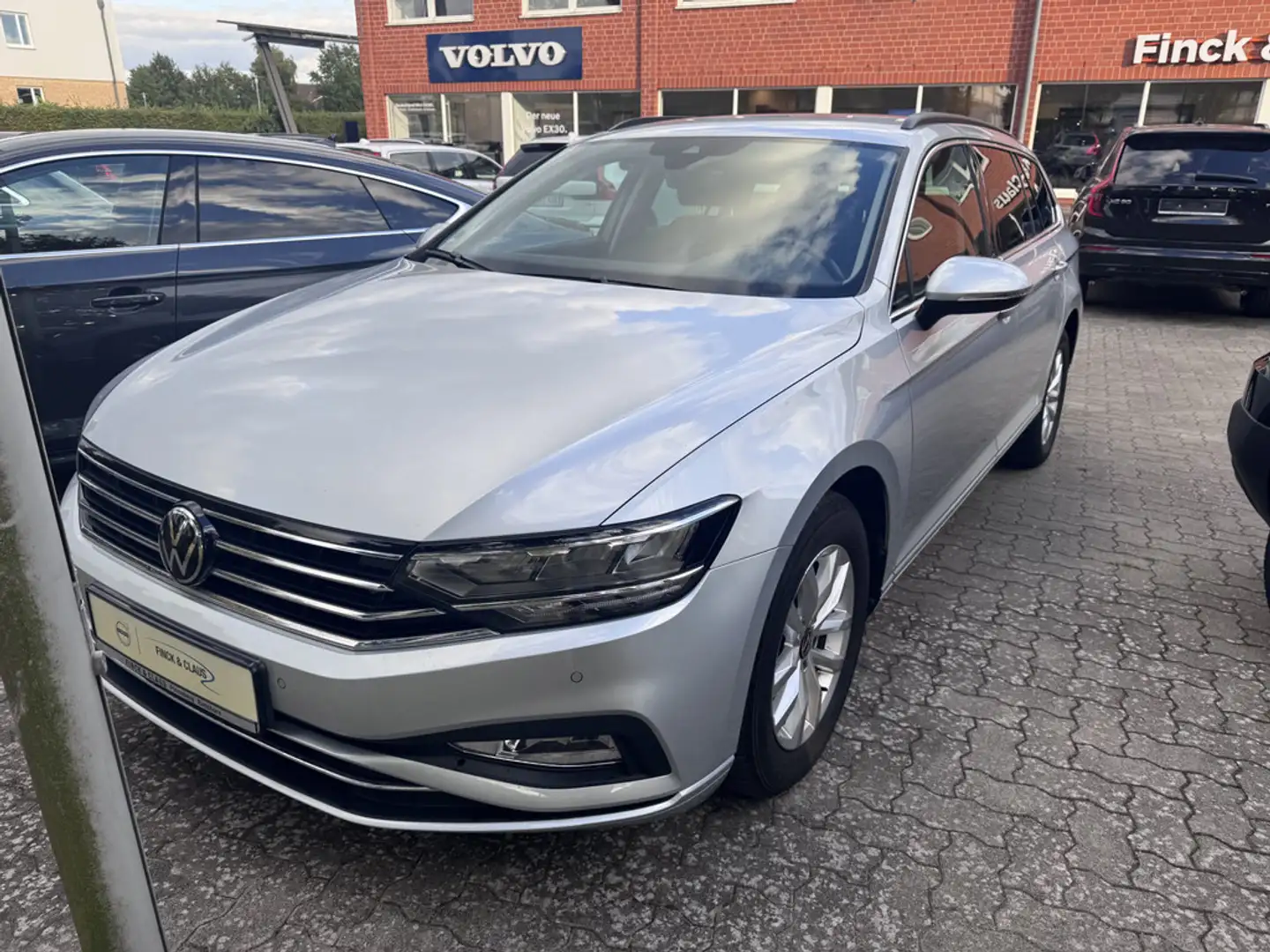 Volkswagen Passat Variant 2.0 TDI Business Silber - 2