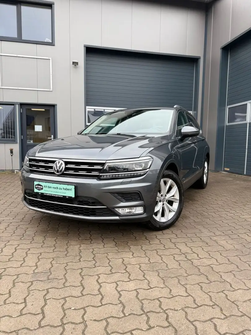 Volkswagen Tiguan Highline 2.0 TDI *AHK*Navi*Memory*ACC*SZH Gris - 1