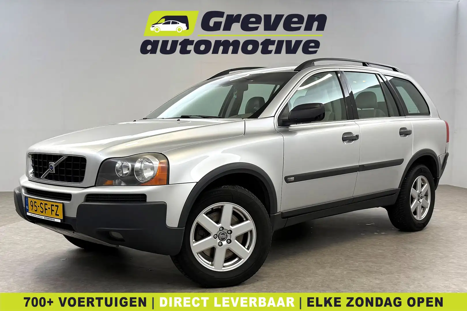 Volvo XC90 2.5 T Momentum 7p. | Youngtimer | Clima | Cruise | Silber - 1