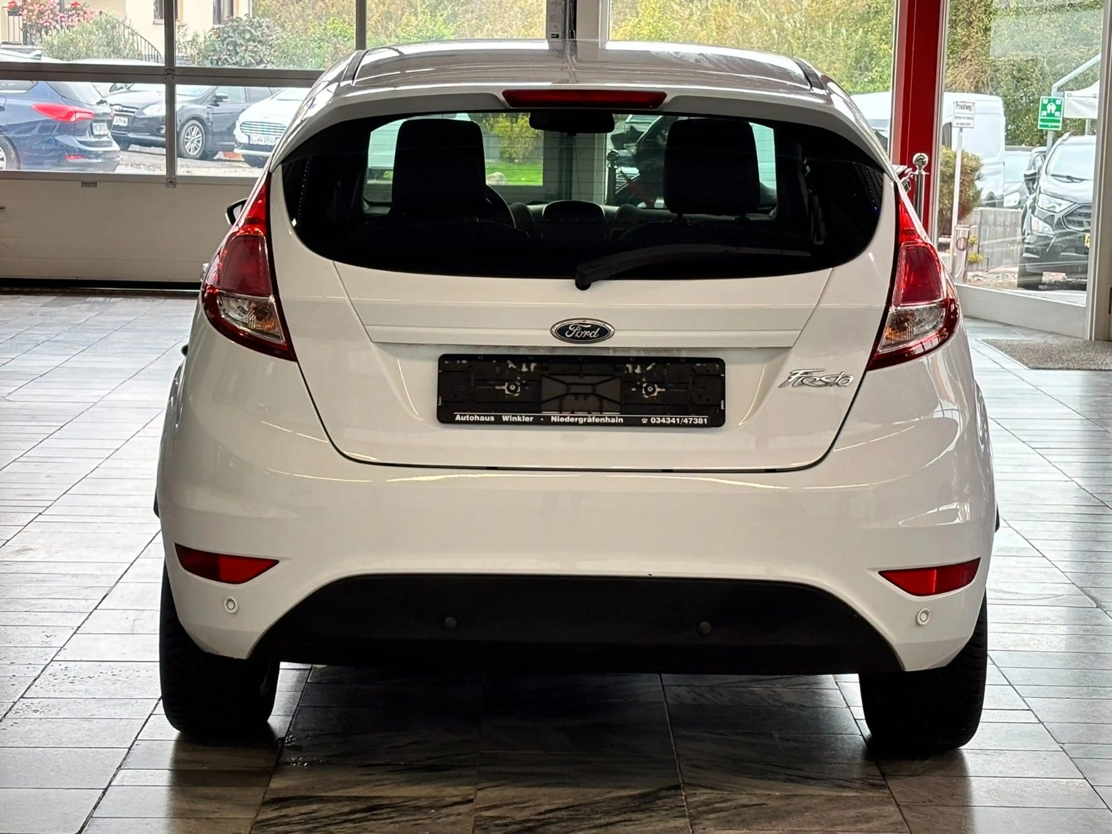 Ford Fiesta Trend  Klima Winterpaket PDC — photo 4